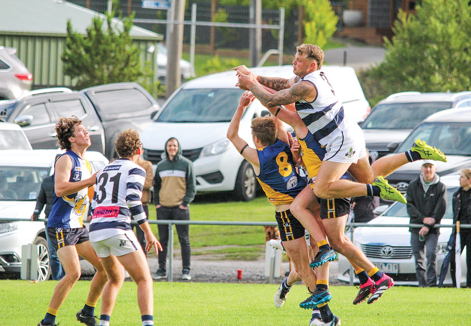 Nar Nar Goon spearhead Dermott Yawney crashes the pack at full forward in his side’s loss to IK. B03_1523