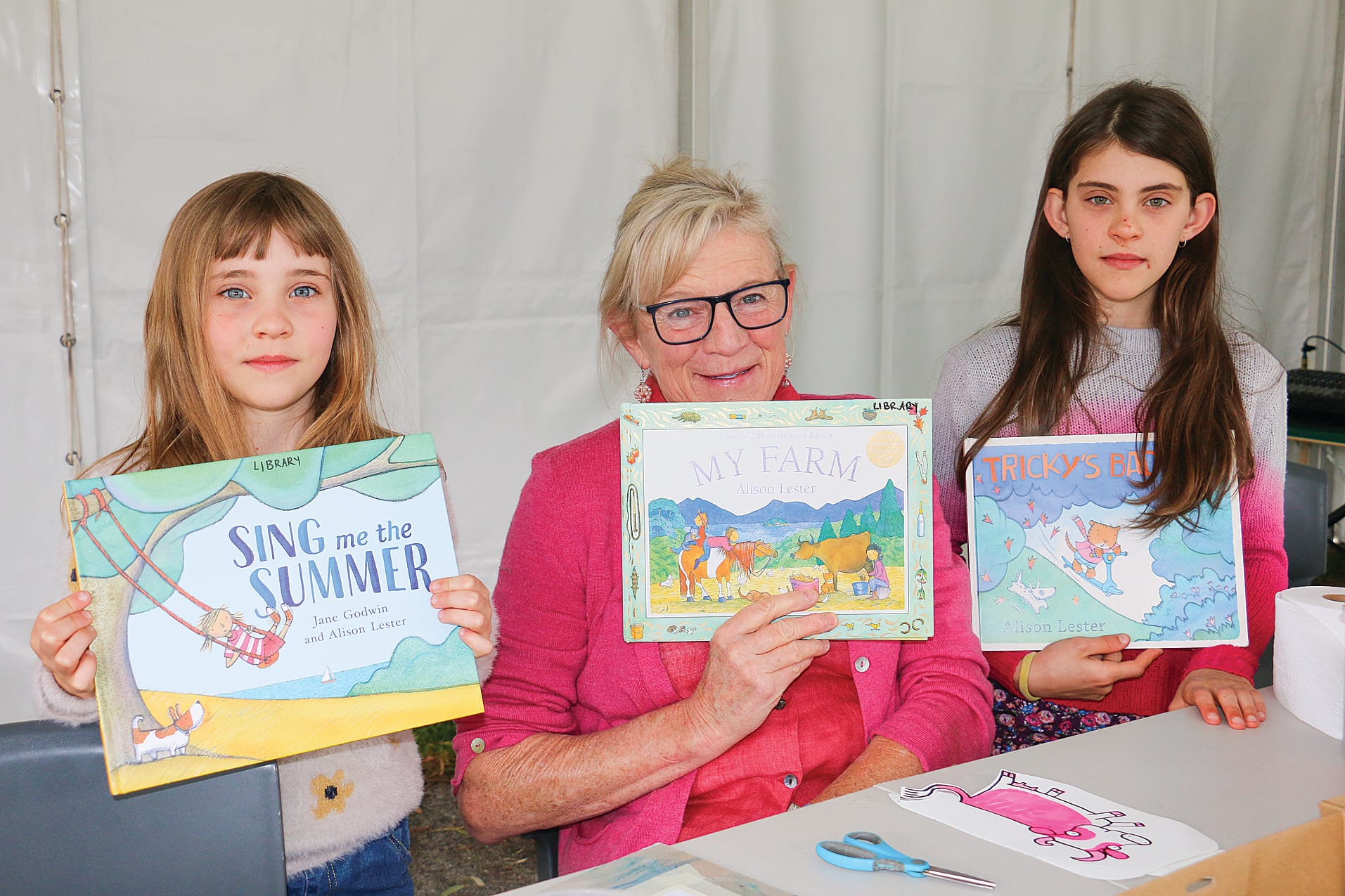 Erin and Eloise Ester from Mount Beauty met children’s author Alison Lester at Fishy Stories on Saturday. tk03_4723