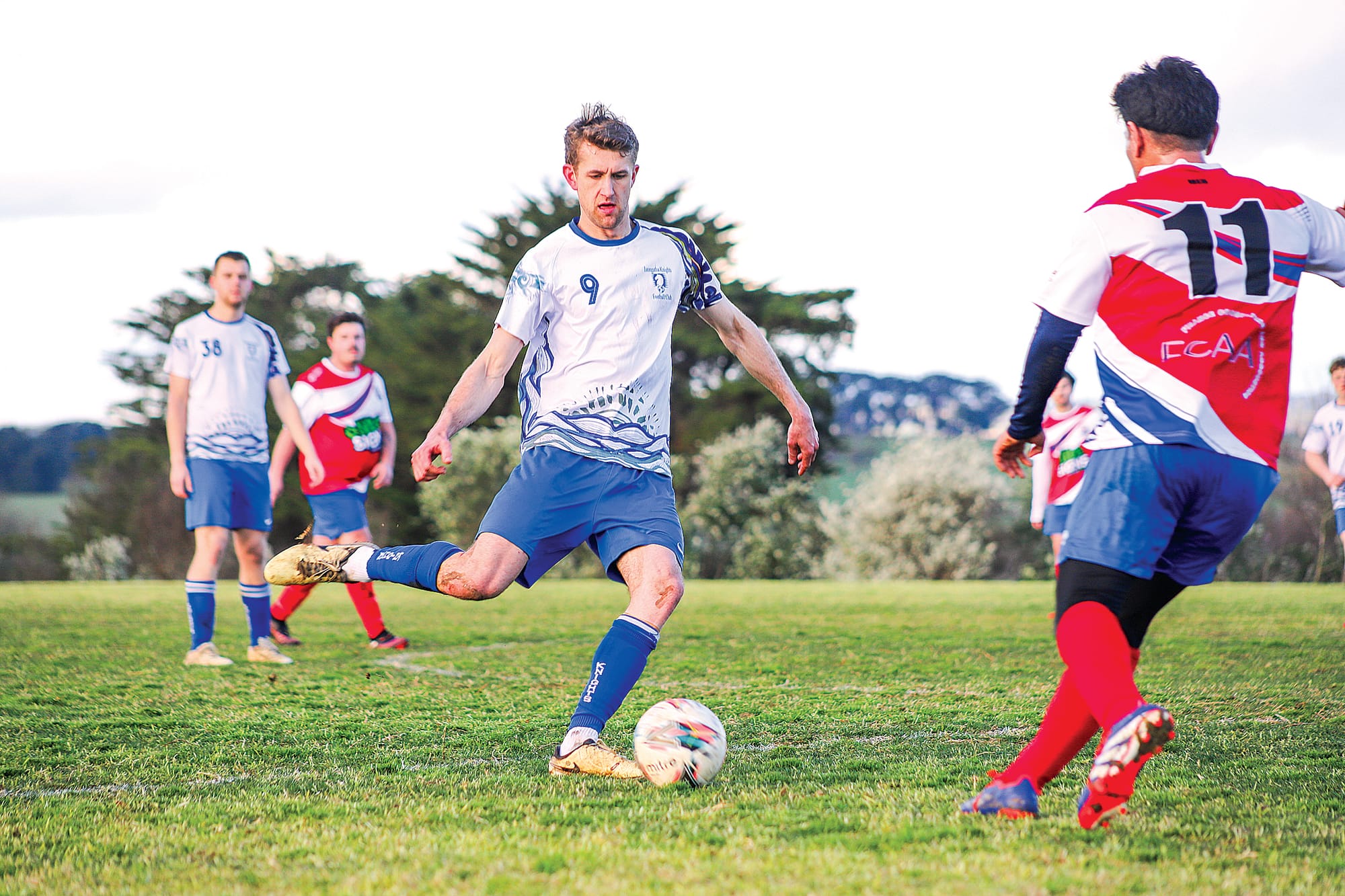 Leongatha’s Ethan Bath has a strong game in midfield for the Senior Men’s team.