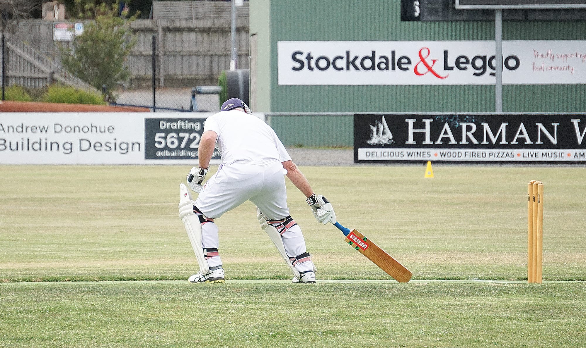 Peter Francis puts a couple of runs on the scoreboard. Ns15_0824