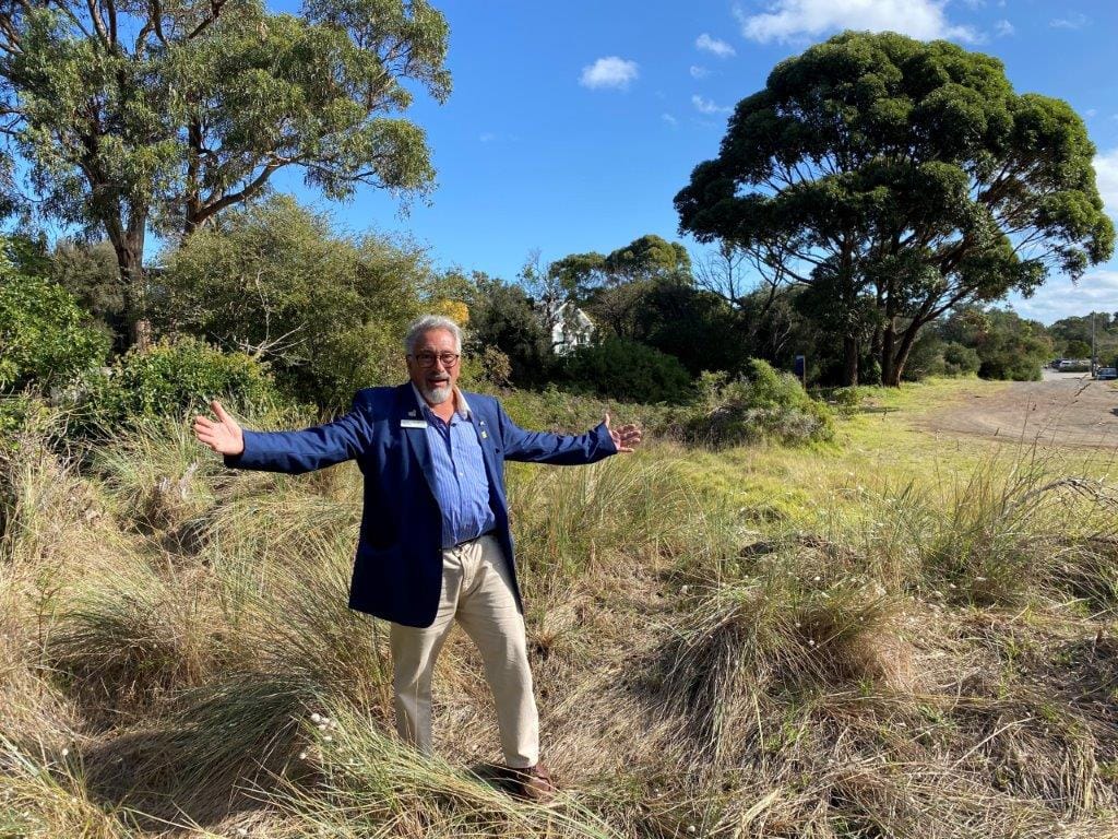 Carpark wins fight with trees (again) on Phillip Island
