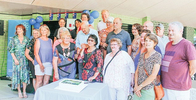 Community makes a splash at new pool