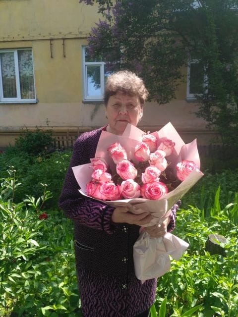 Nina was able to send flowers to her mum on Mother’s Day, who is now living in central Ukraine after being displaced from her home, due to Russia’s invasion.