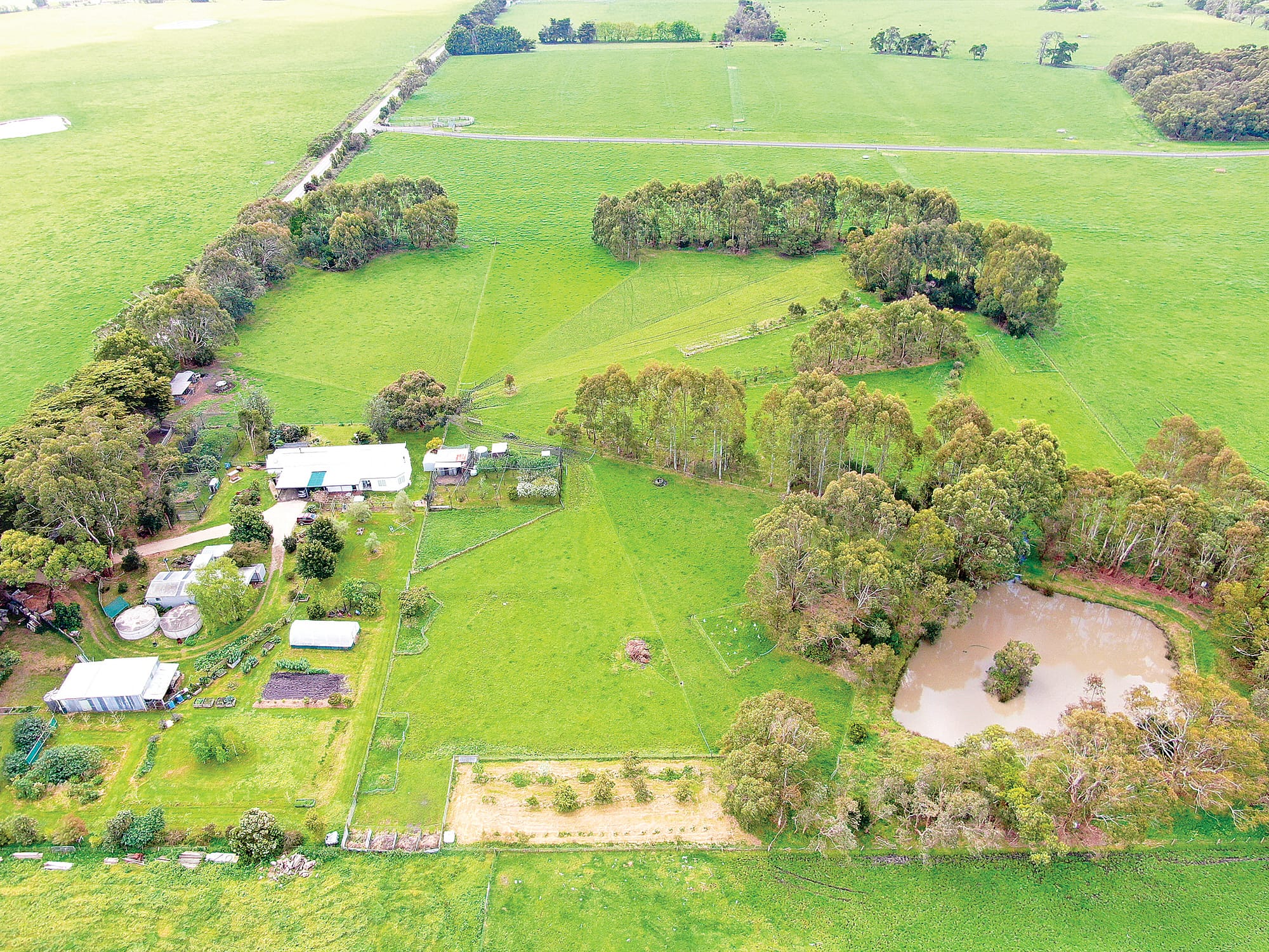 “Kitlake Farm” 10-acre organic permaculture retreat