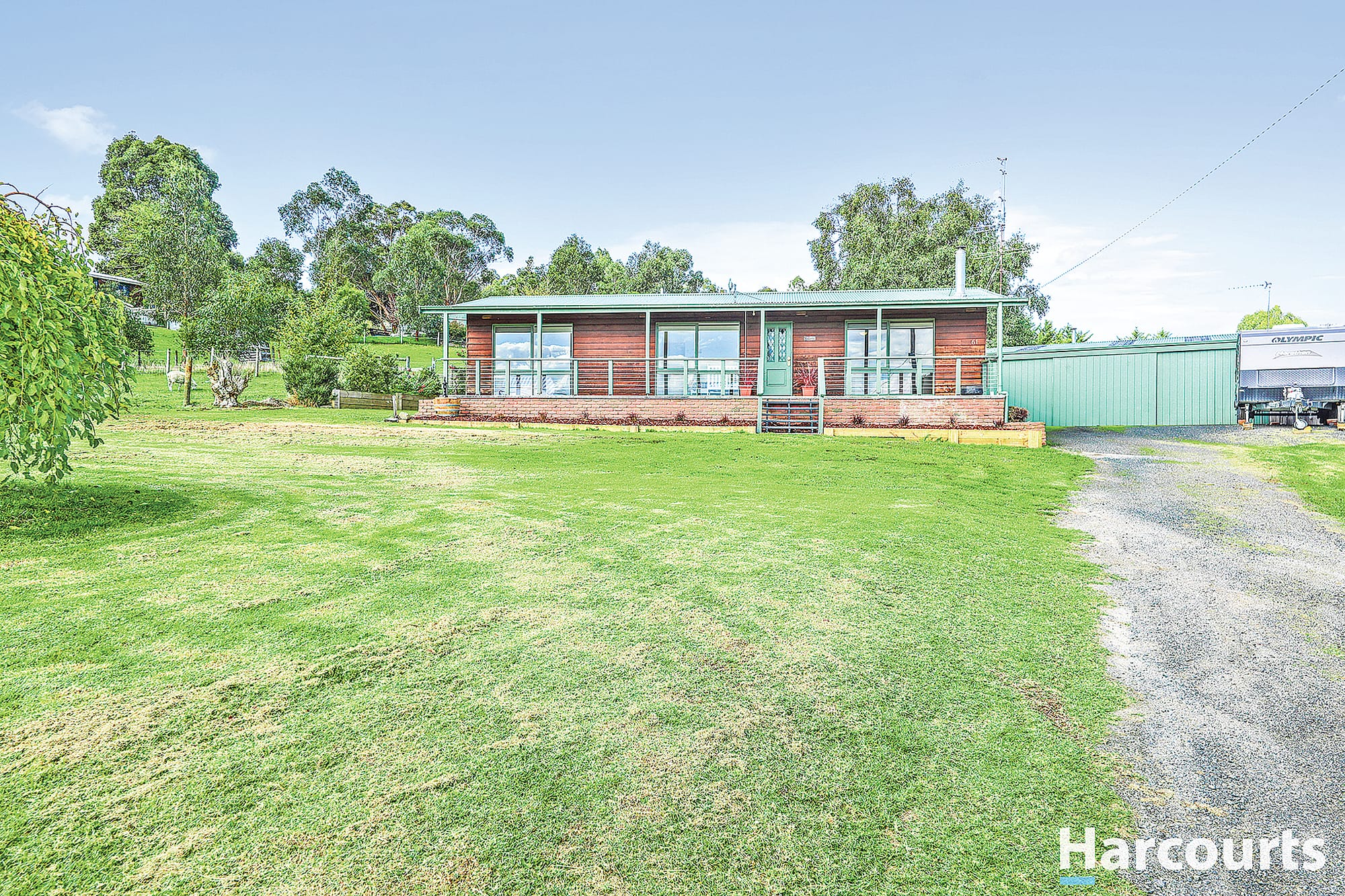 Almost half an acre in the heart of Meeniyan!