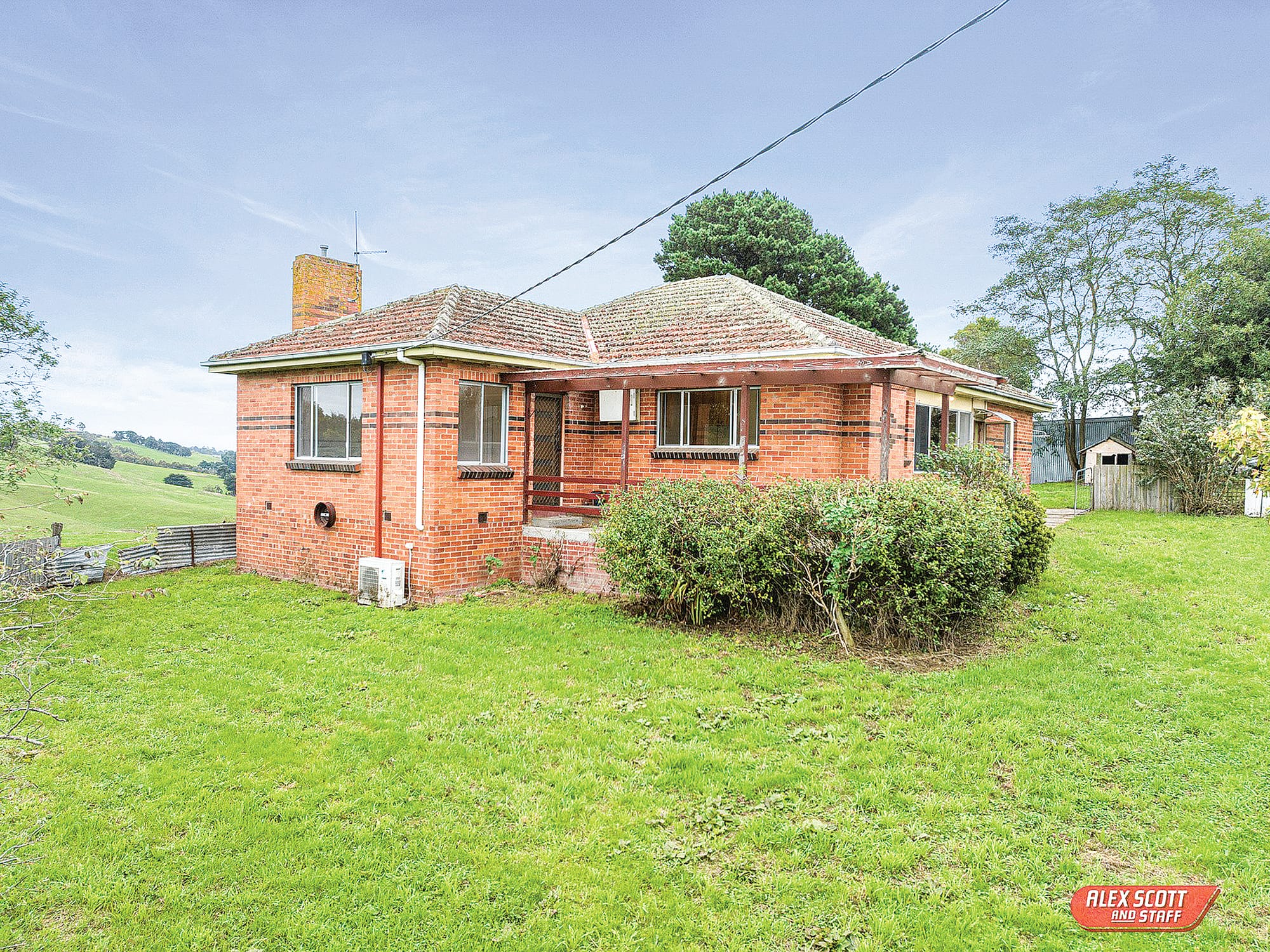 Rural lifestyle retreat with stunning views