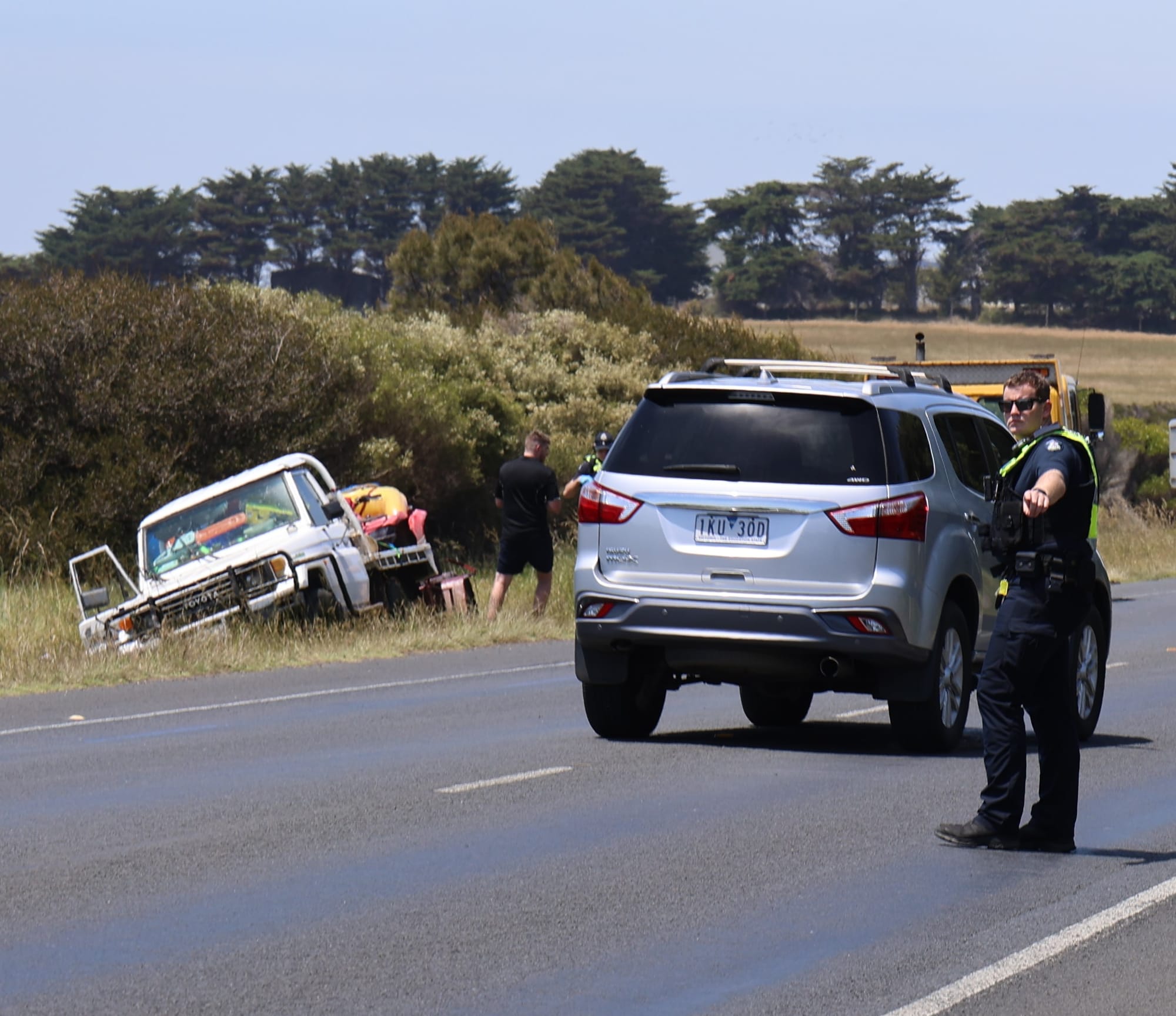 Police car rammed in bizarre criminal incident