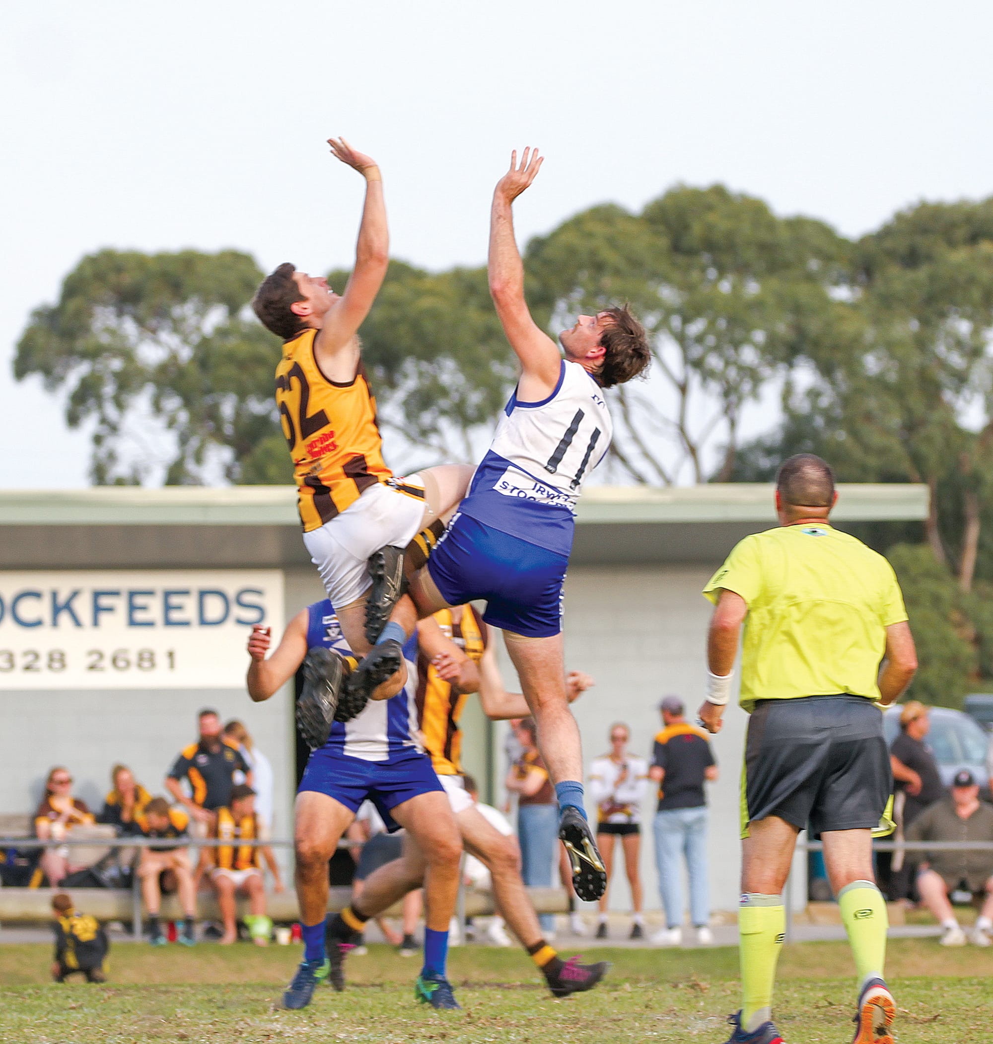 Morwell East’s Callum Lane and Tarwin’s Nathan McRae contest the ruck at home for the Sharks. B16_1825