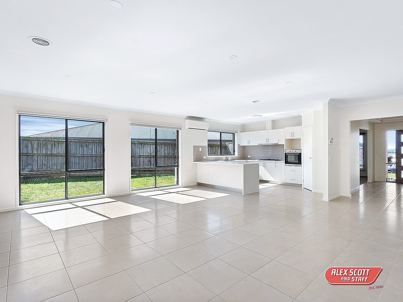 17B Eccles Way