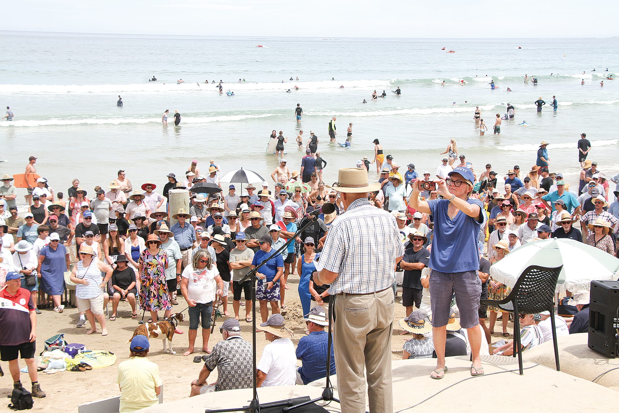 Inverloch surf beach abandoned ahead of Easter king tides