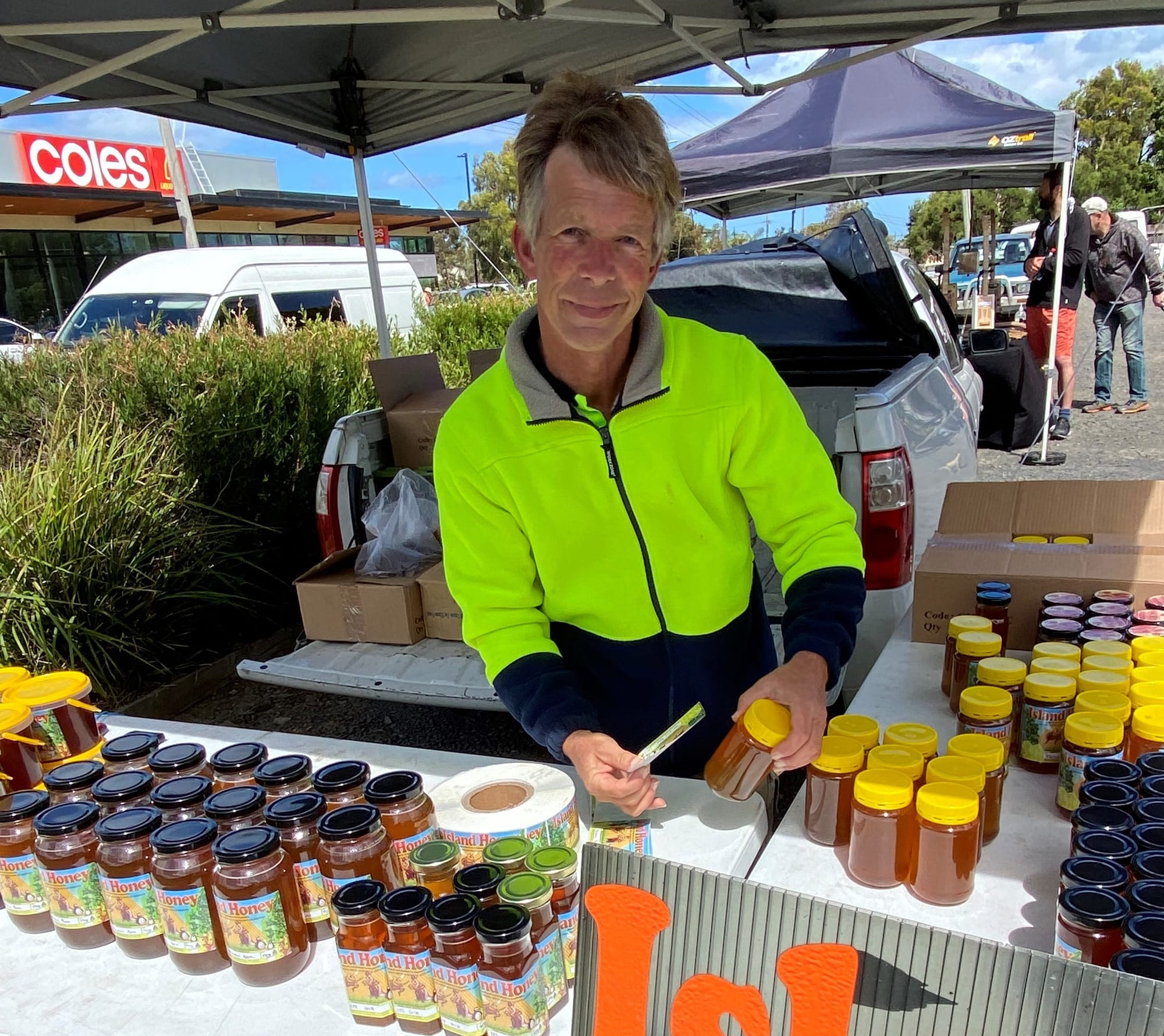 NSW bee ban to fight Varroa mite spread to Victoria