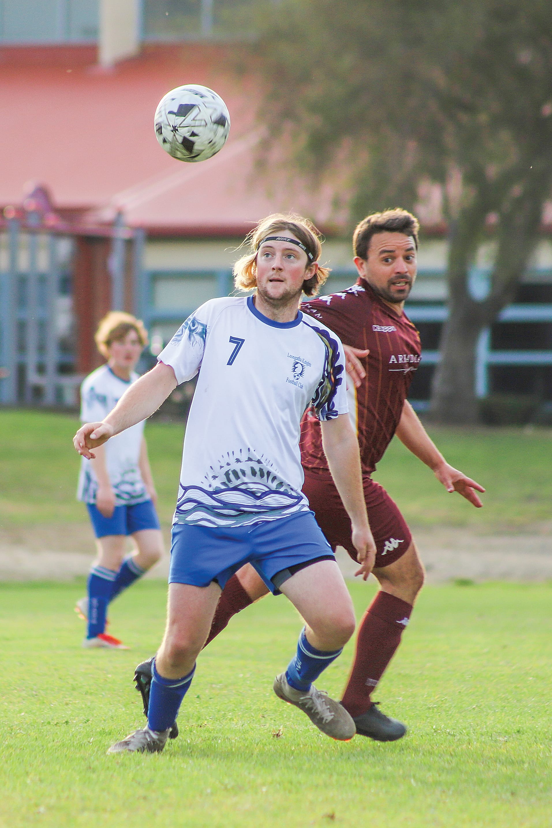 LKFC’s left back Jack Bainbridge eyes the dropping ball.&nbsp;