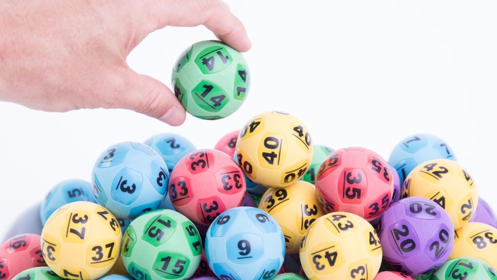 Mega Happy New Year's after $3.3M local Lotto win