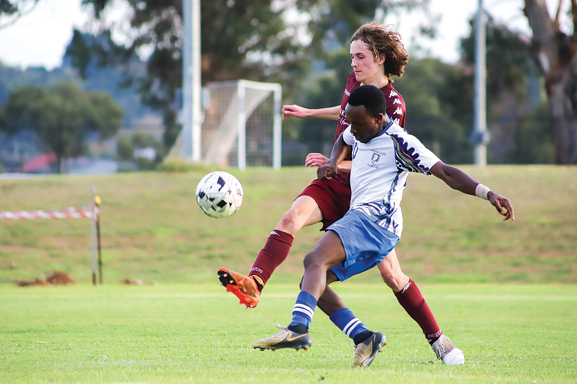 Leongatha Knights defeat Drouin Dragons in opening round