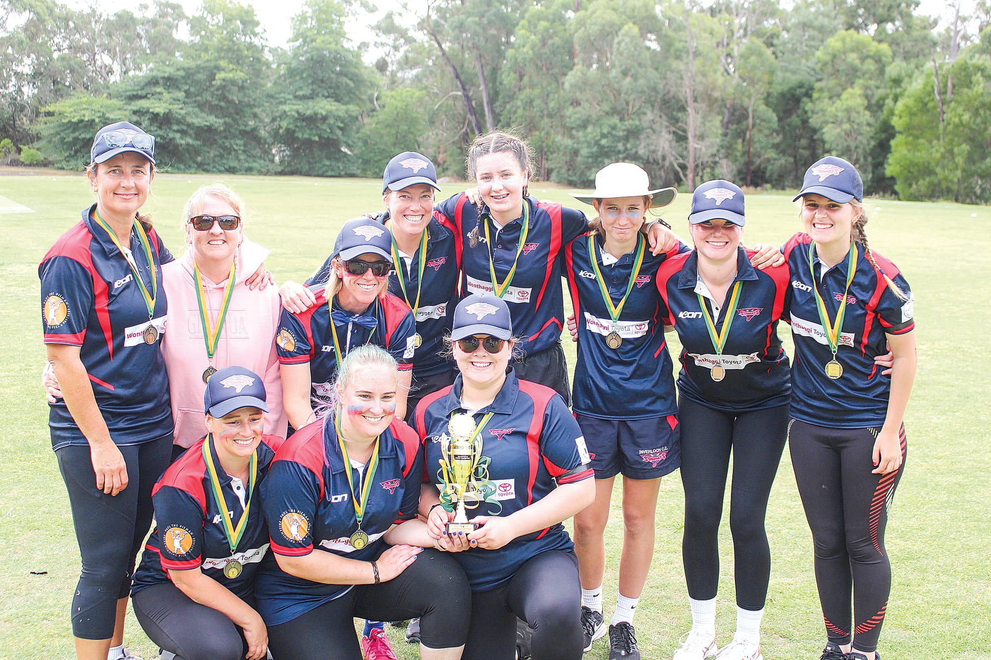 Superb Stingettes claim first women’s flag