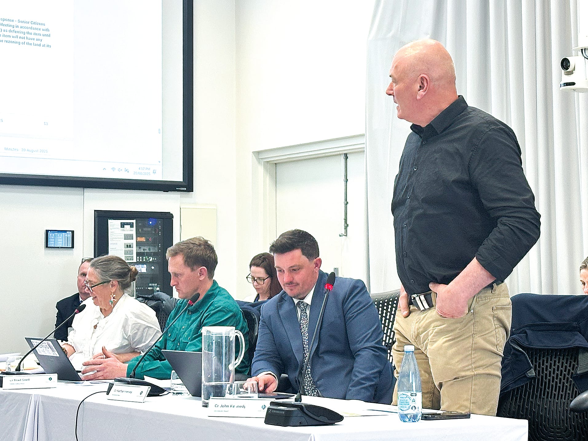 State Government support for coastal hazard overlays voted down by two Councillors