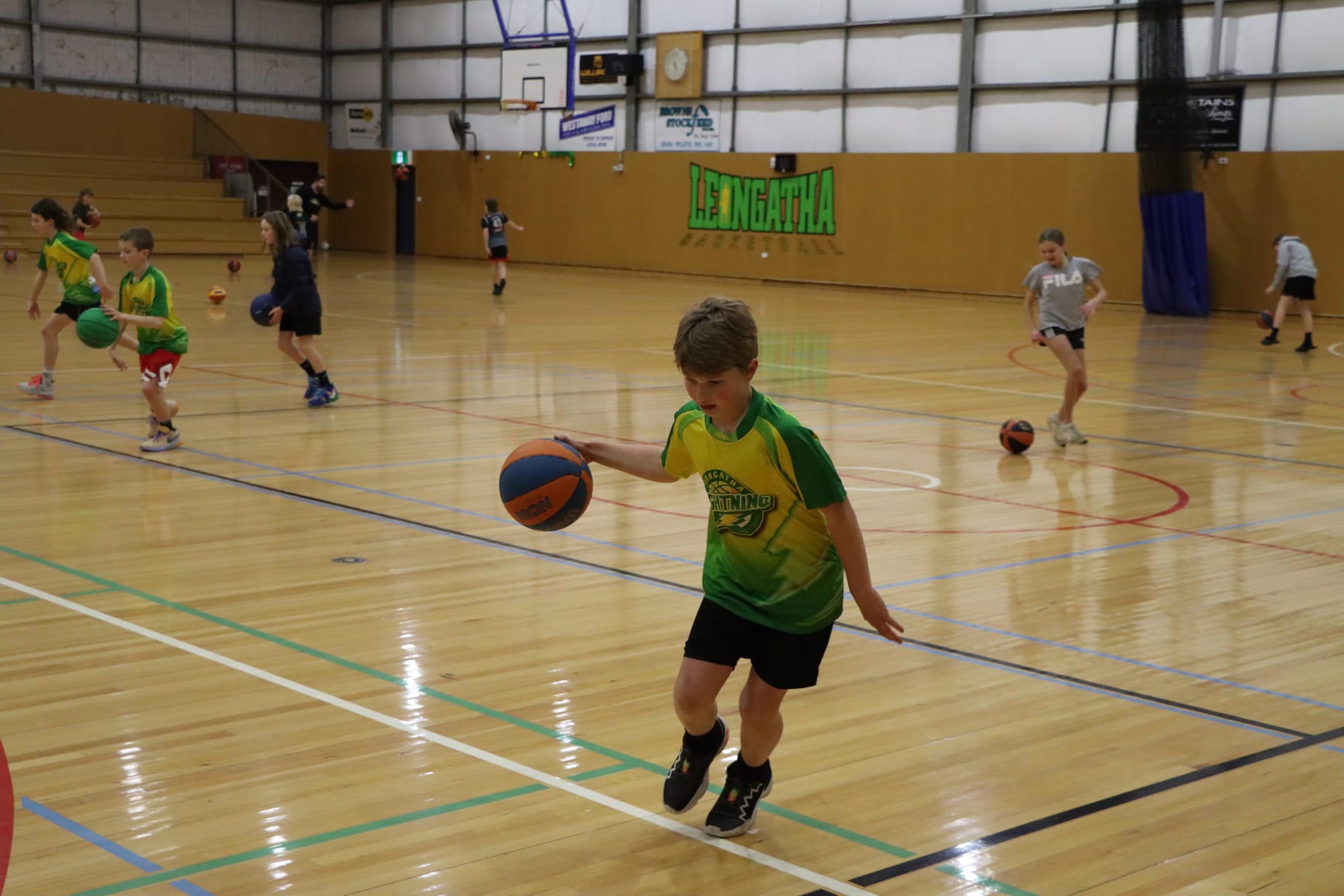 Leongatha Basketball Association thanks council, but calls for leak solutions