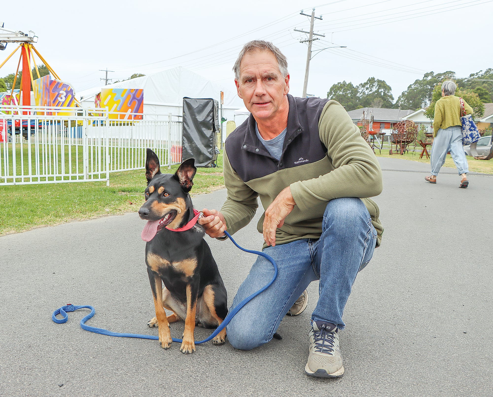 Brian Walters and Millie get ready for sheep dog trials. A17_0924