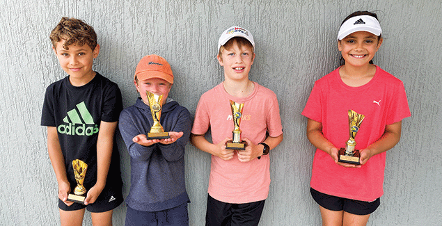 Tennis tournament draws in 60