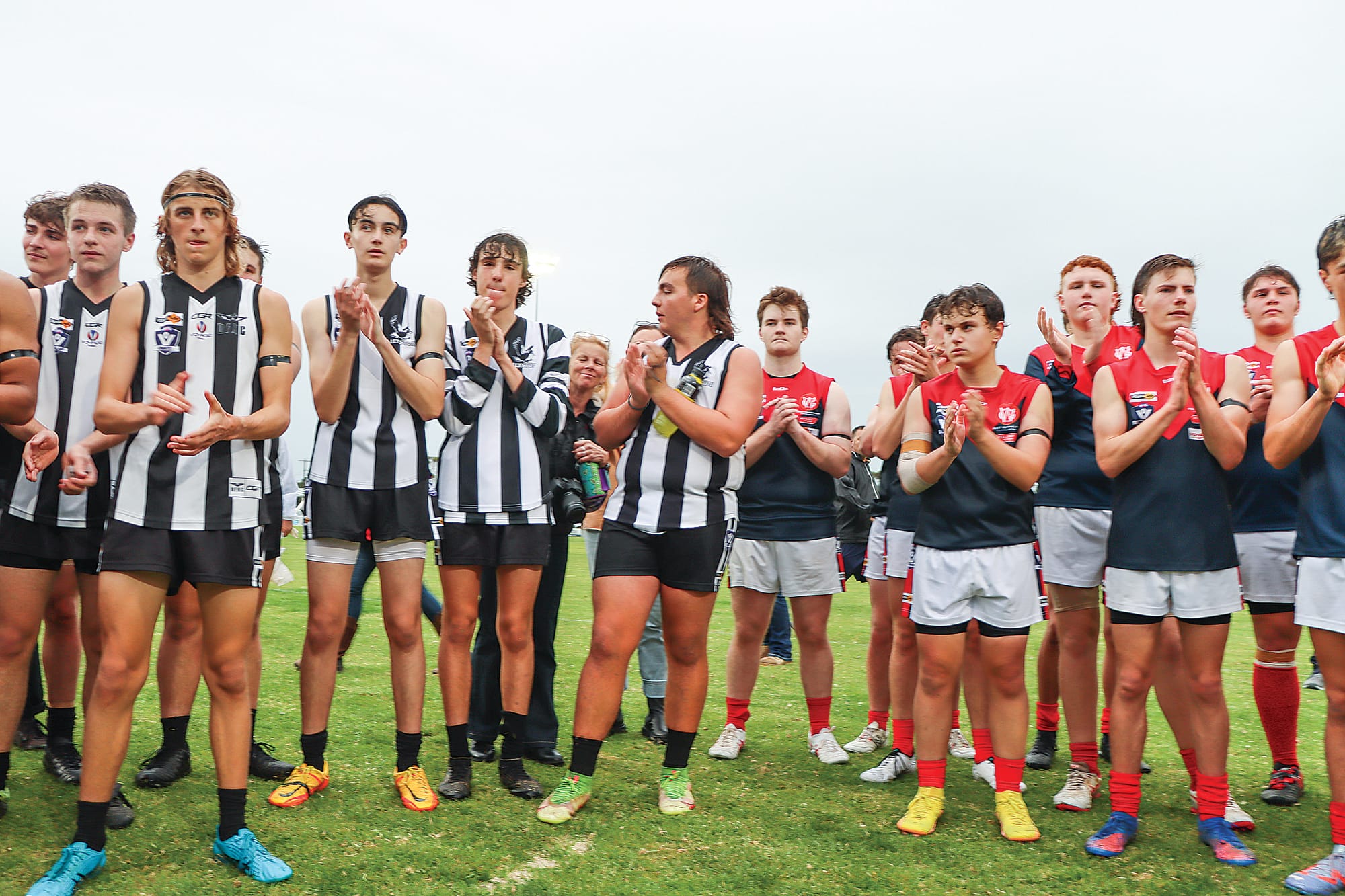 The Magpies and Demons come together to celebrate the memory of Campbell Ion. A37_1623
