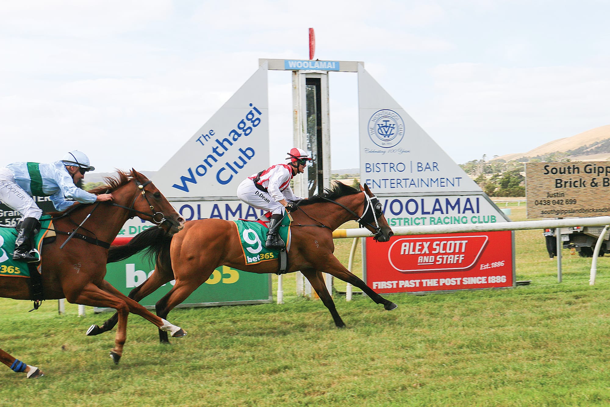 Marlin Beachfront Apartments Open Trophy Race Handicap winner Rivers Reward and jockey Dylan Dean had a decisive victory at the Woolamai and District Racing Club.