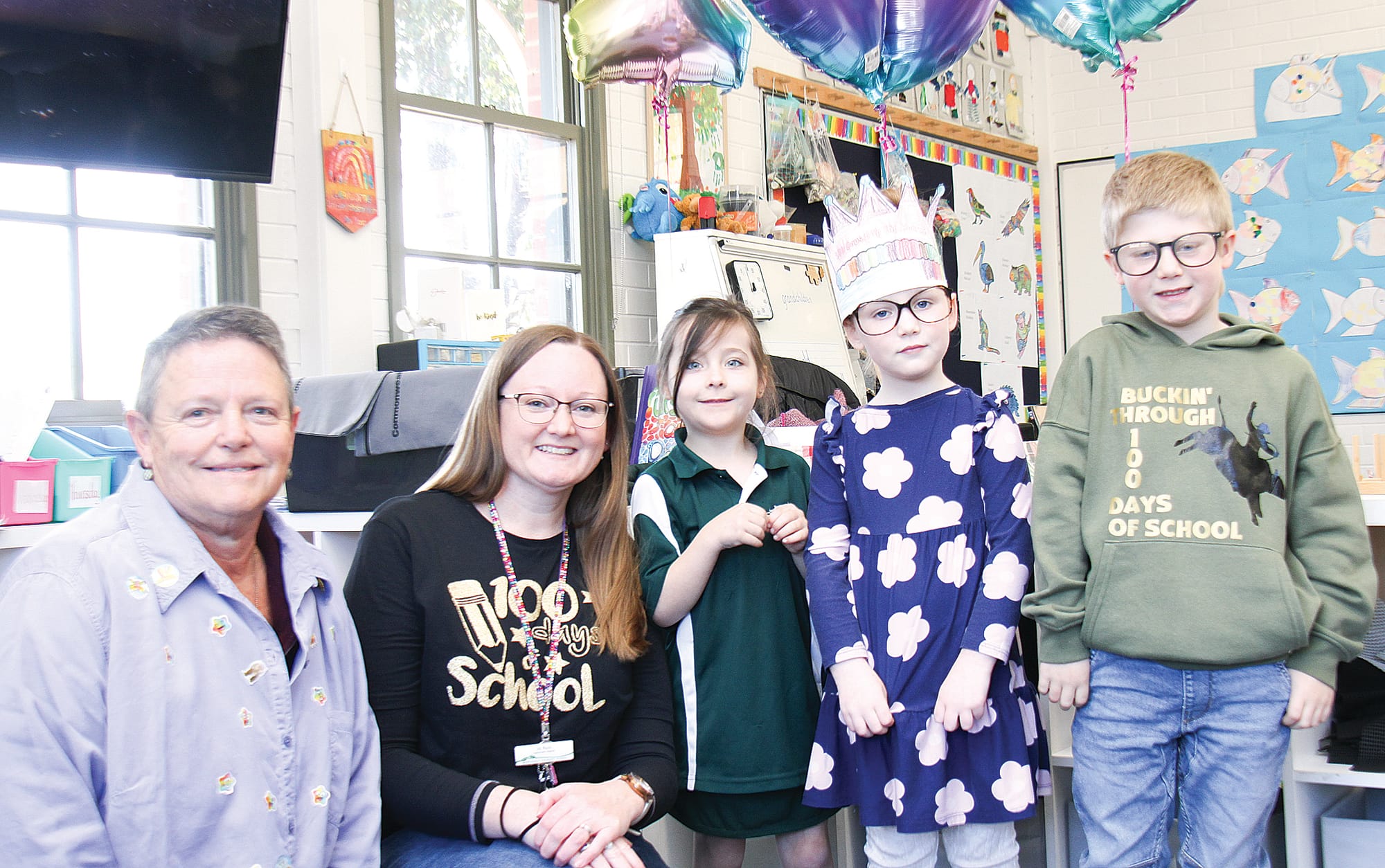 Chris, foundation teacher Jo Ross, Willow, Amelia and Jackson enjoying 100 days of school at Wonthaggi P.S. B22_3125