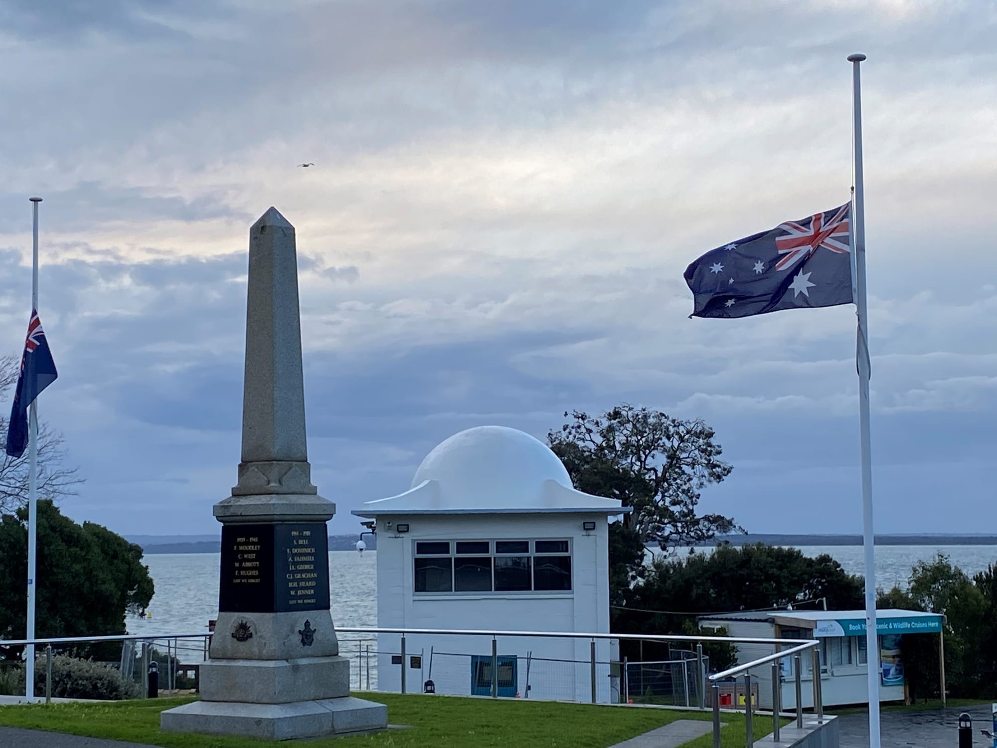 Minutes’ silence for the Queen at Bass Coast council meeting