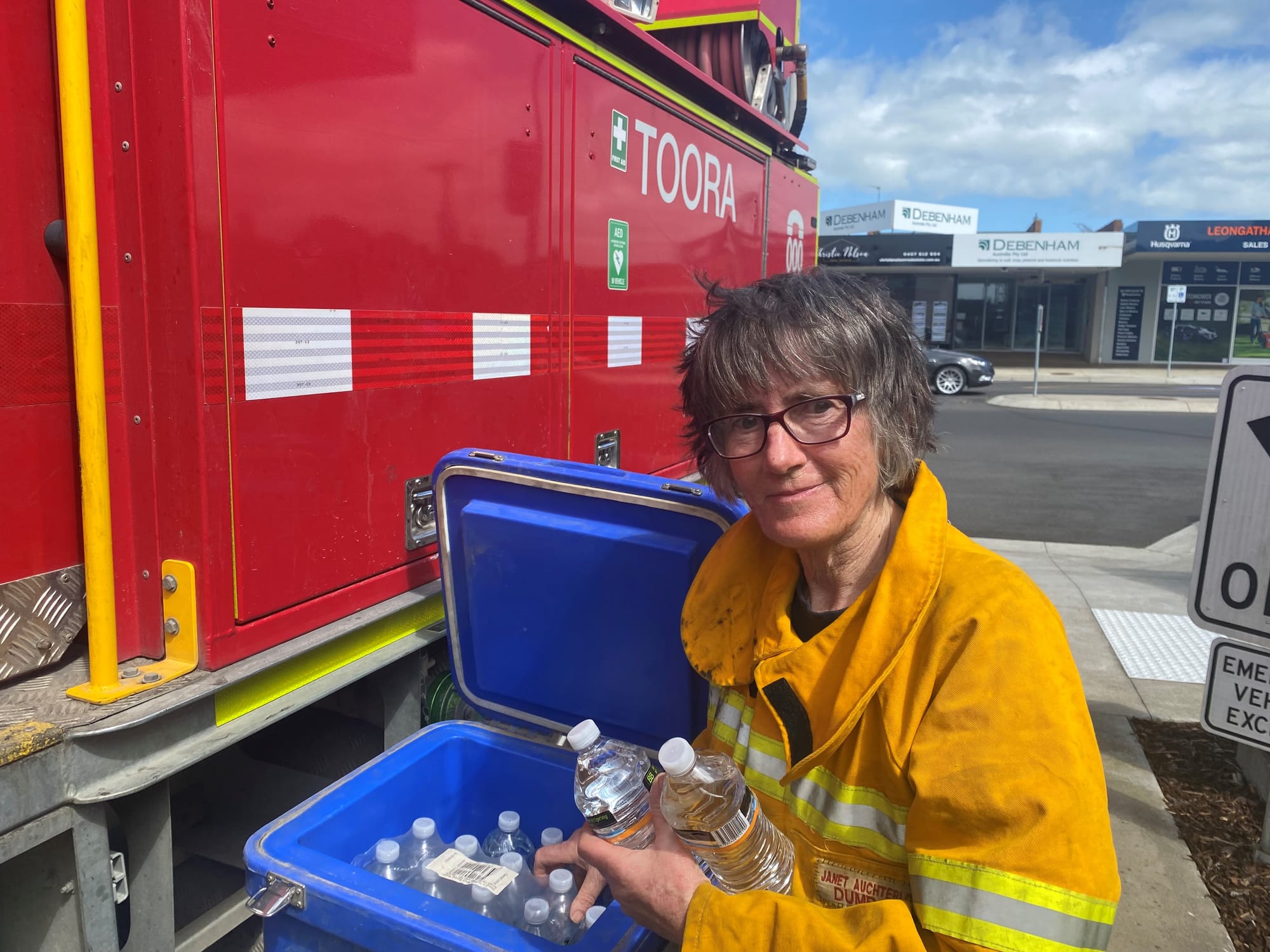 Local fire crews mobilise in Leongatha