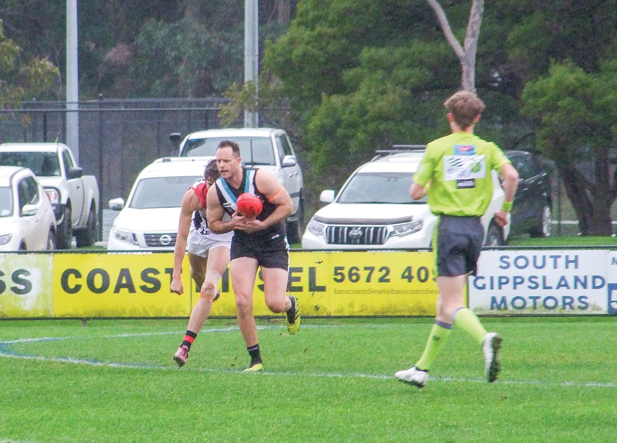 Power’s Nath Brown takes the mark. Photo: Paul Landells.