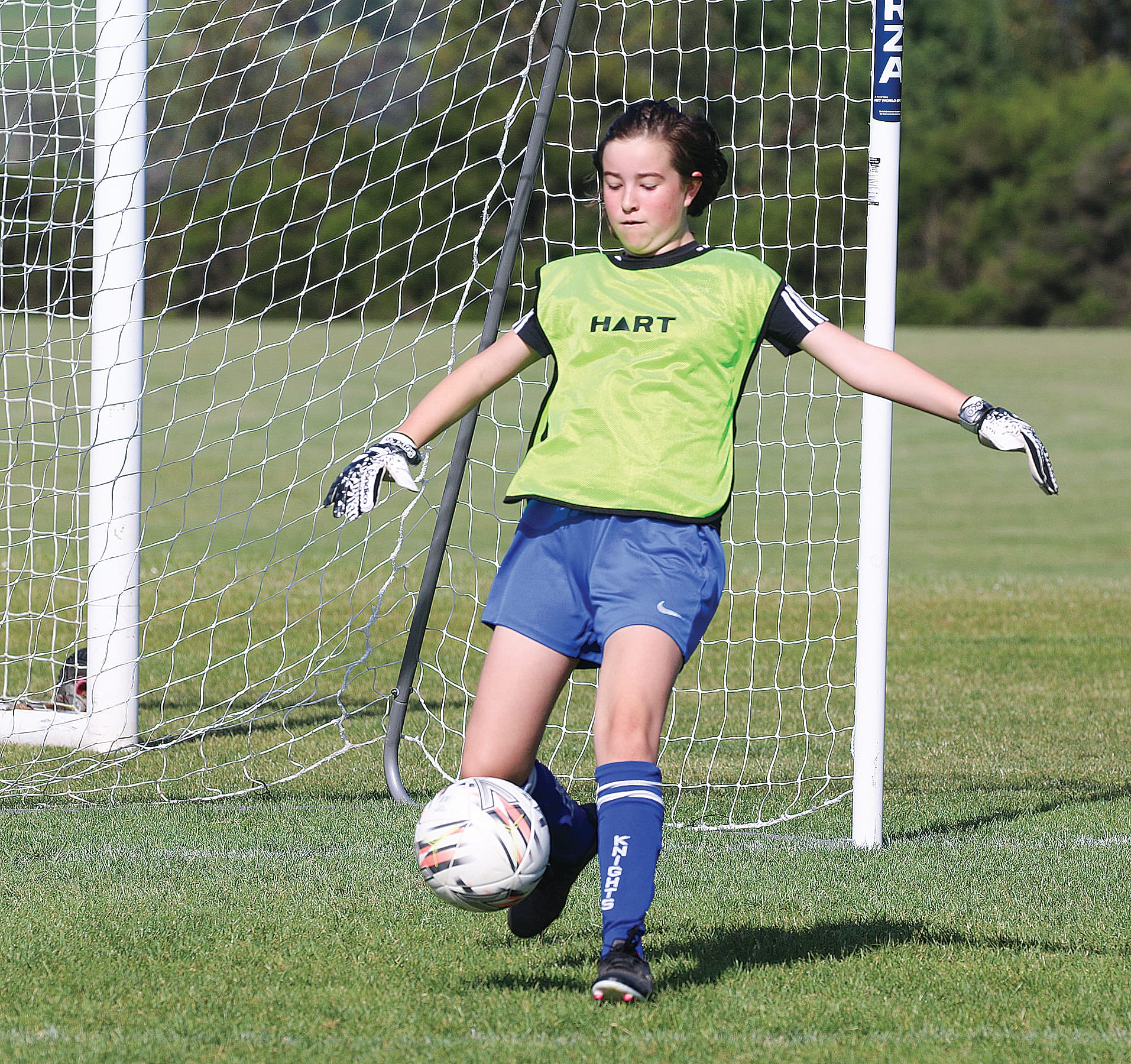 Stella O’Leary defended the goal during the Go Fives junior girls’ match.