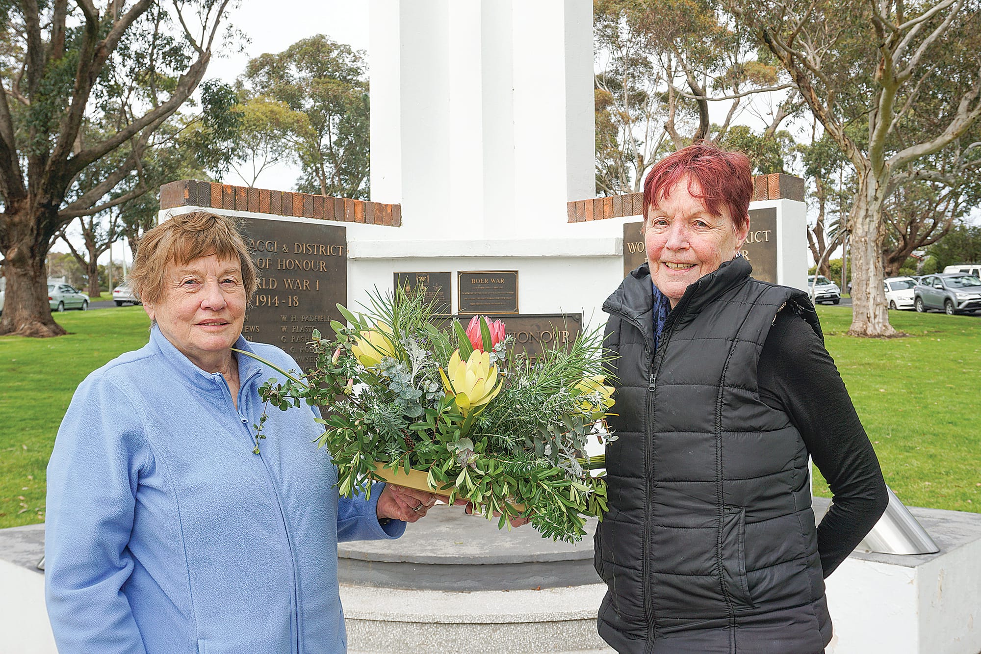 Sisters pay tribute to Her Majesty Queen Elizabeth