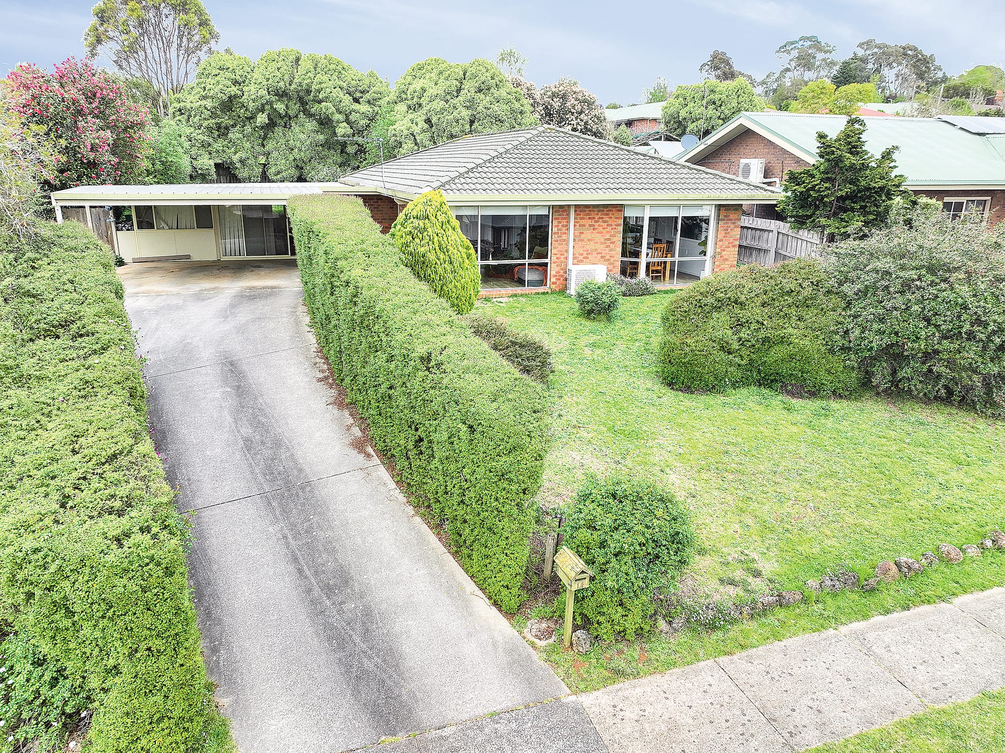 Stylish abode in Laura Grove