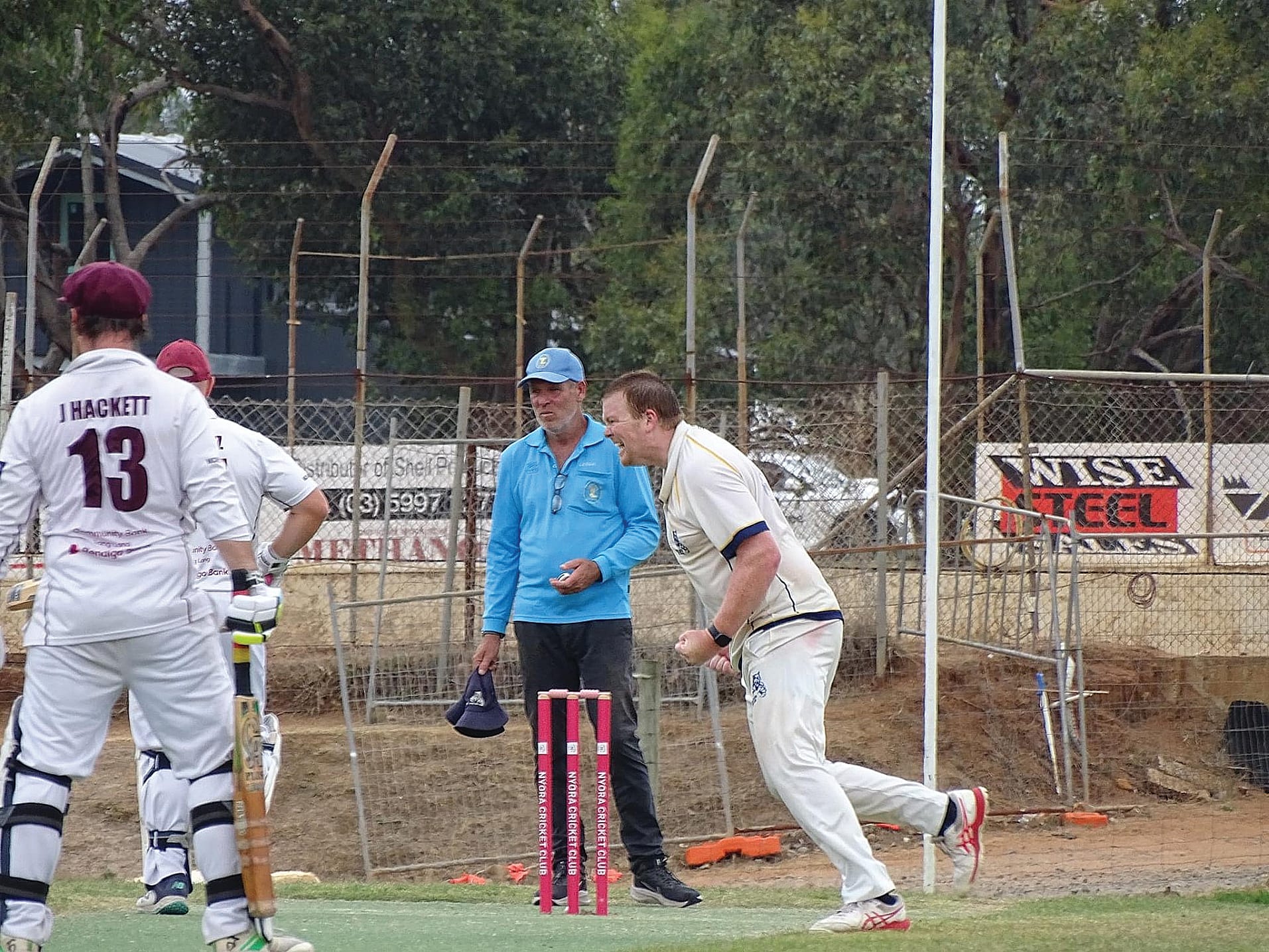 Jason Kennedy celebrates after the wicket of Hackett. Photos: Jodie Arnup.