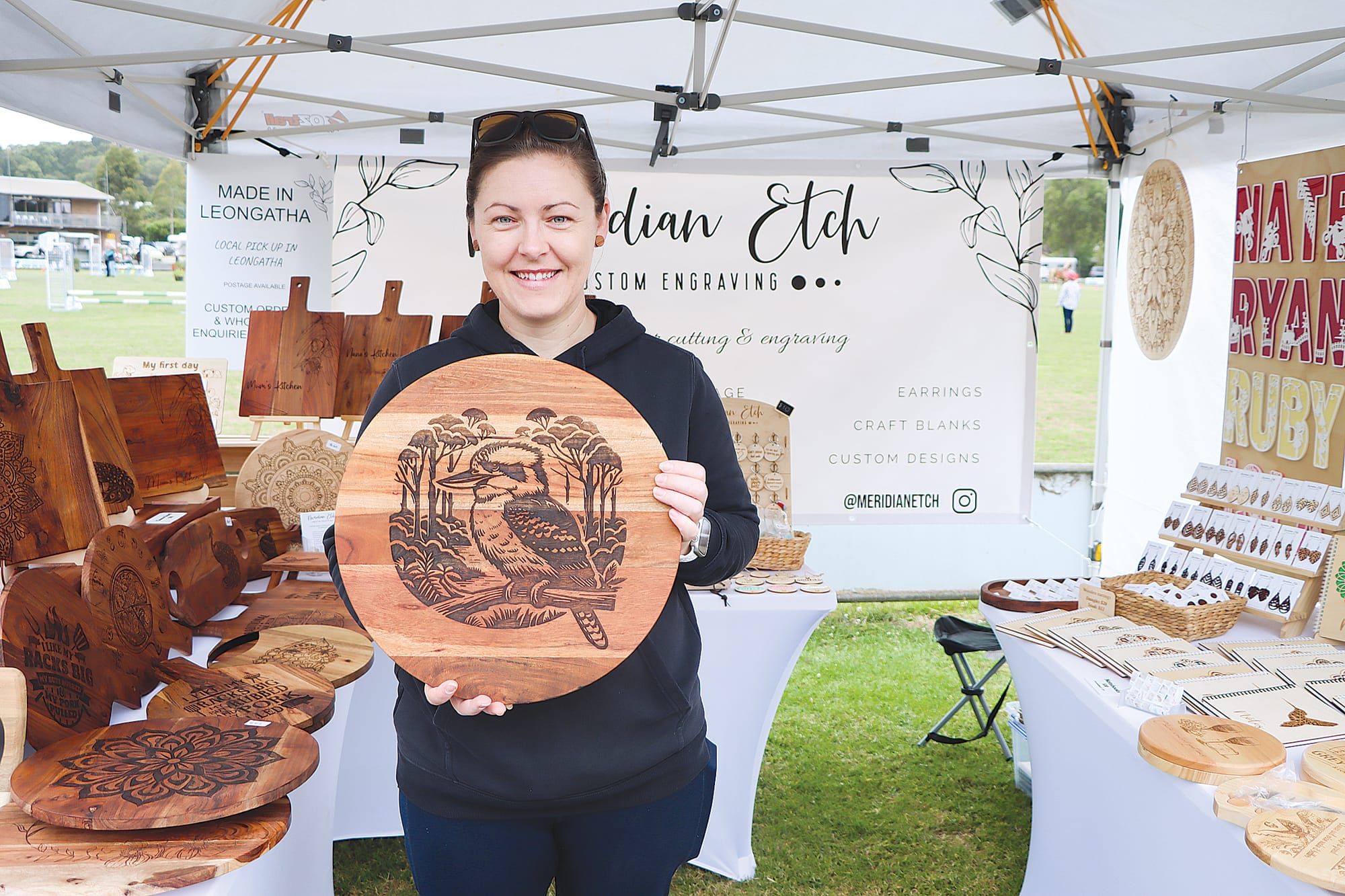 Donna Caneleo of Meridian Etch in Leongatha displays a popular kookaburra design. A30_0924