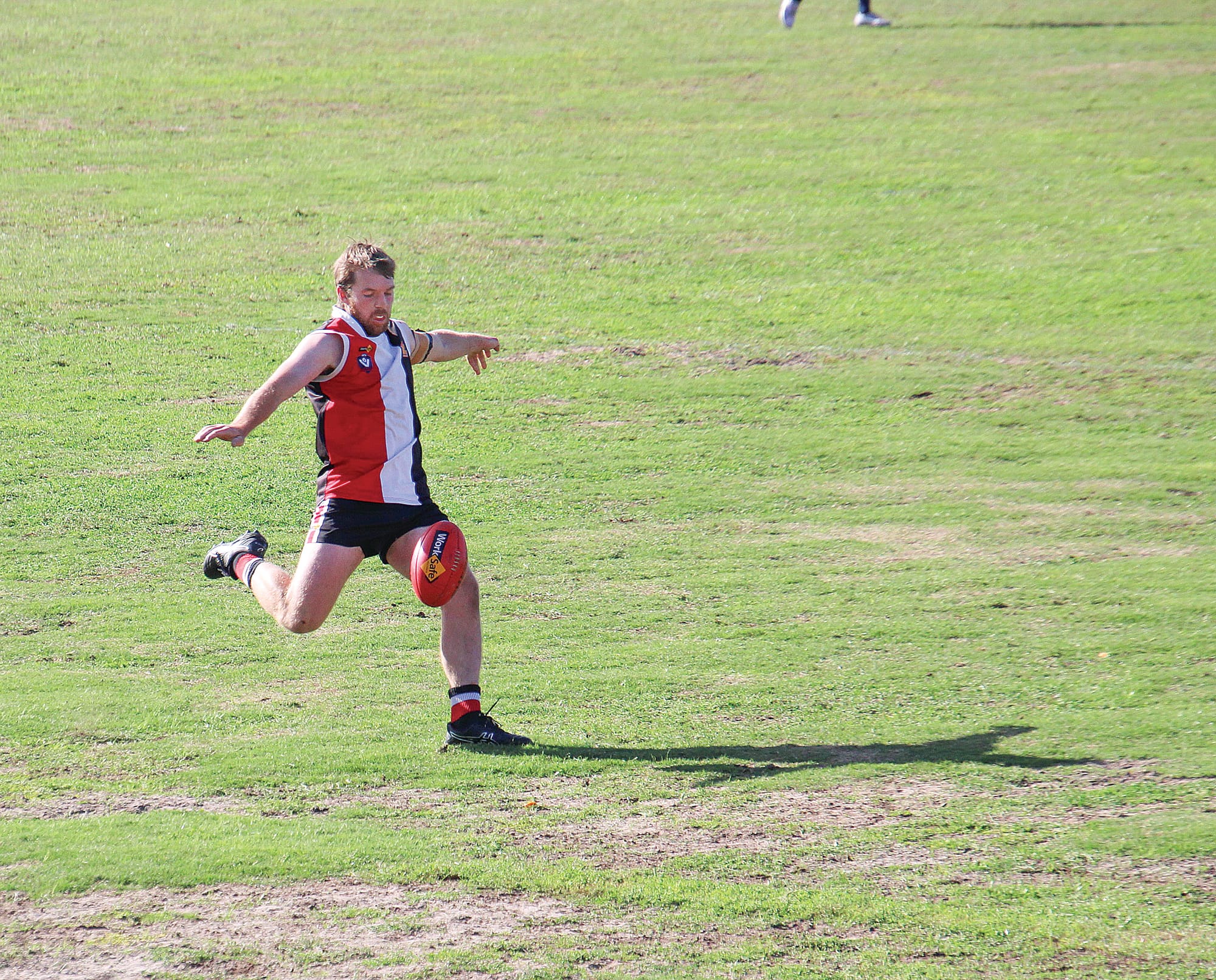 Jesse Heylen, drives Nyora forward and was named as one of the best for Nyora. 