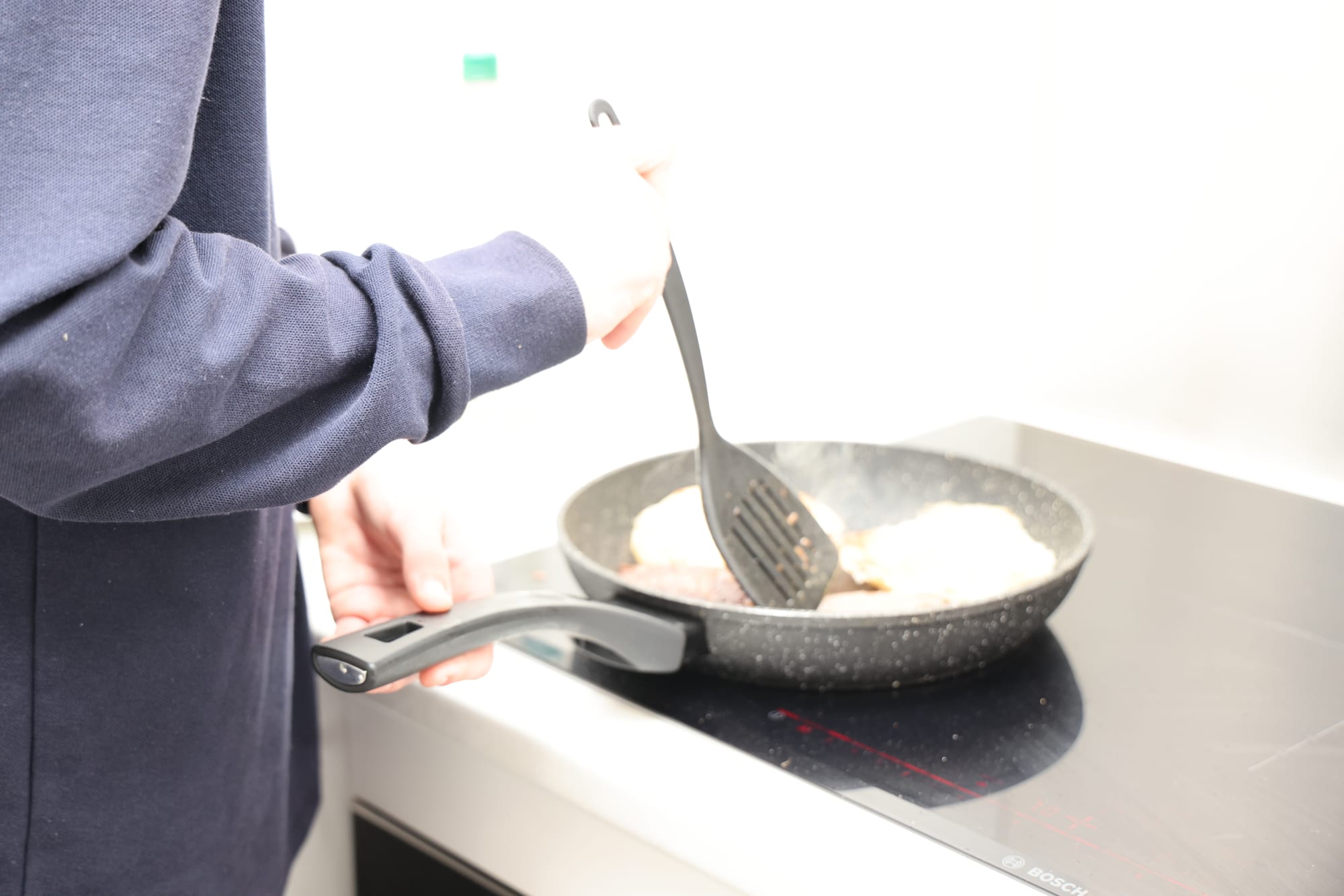 Cooking up a feast at YES Youth Hub in Wonthaggi