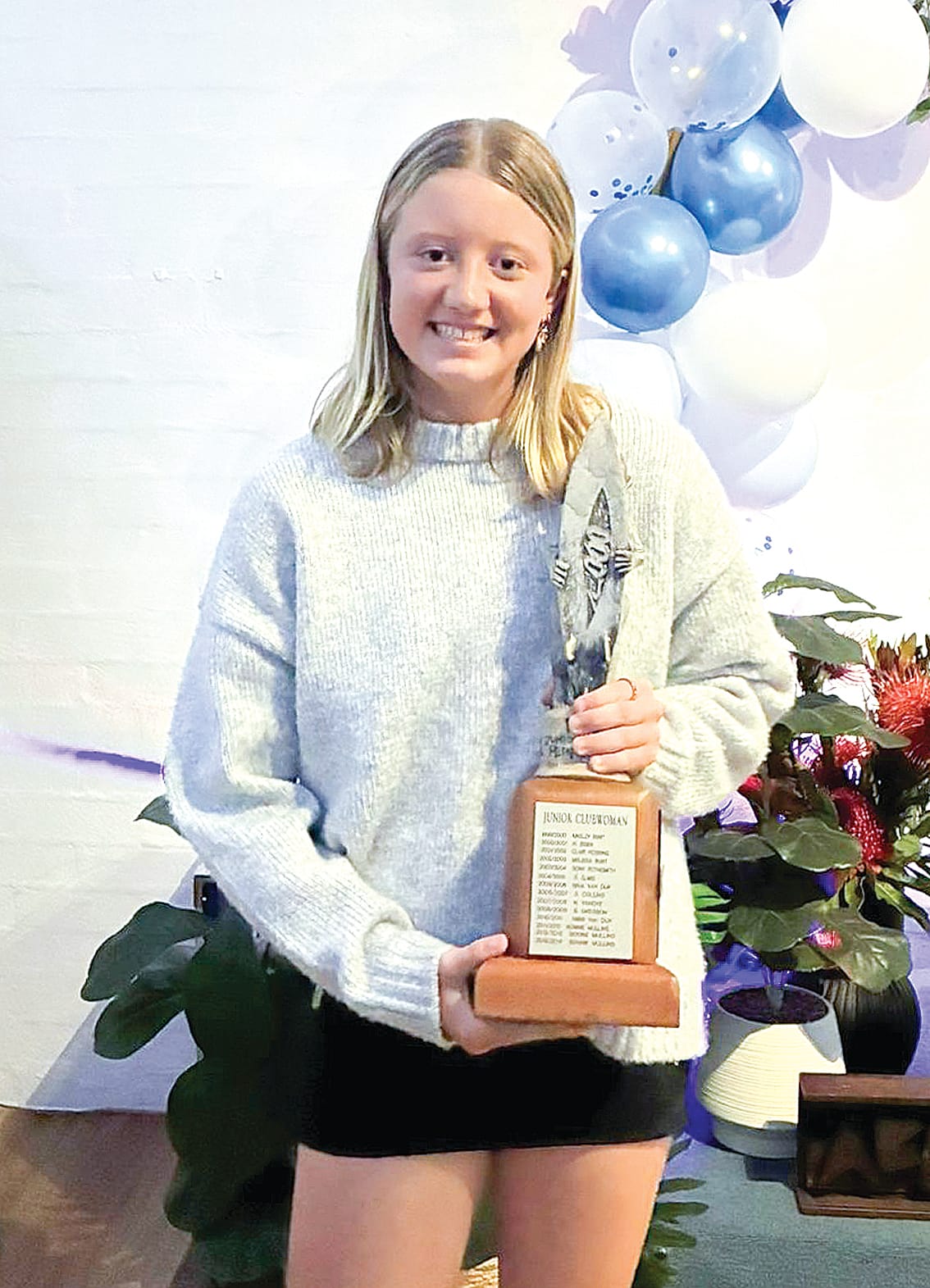 The best junior clubwoman was awarded to Savannah Bennett. 