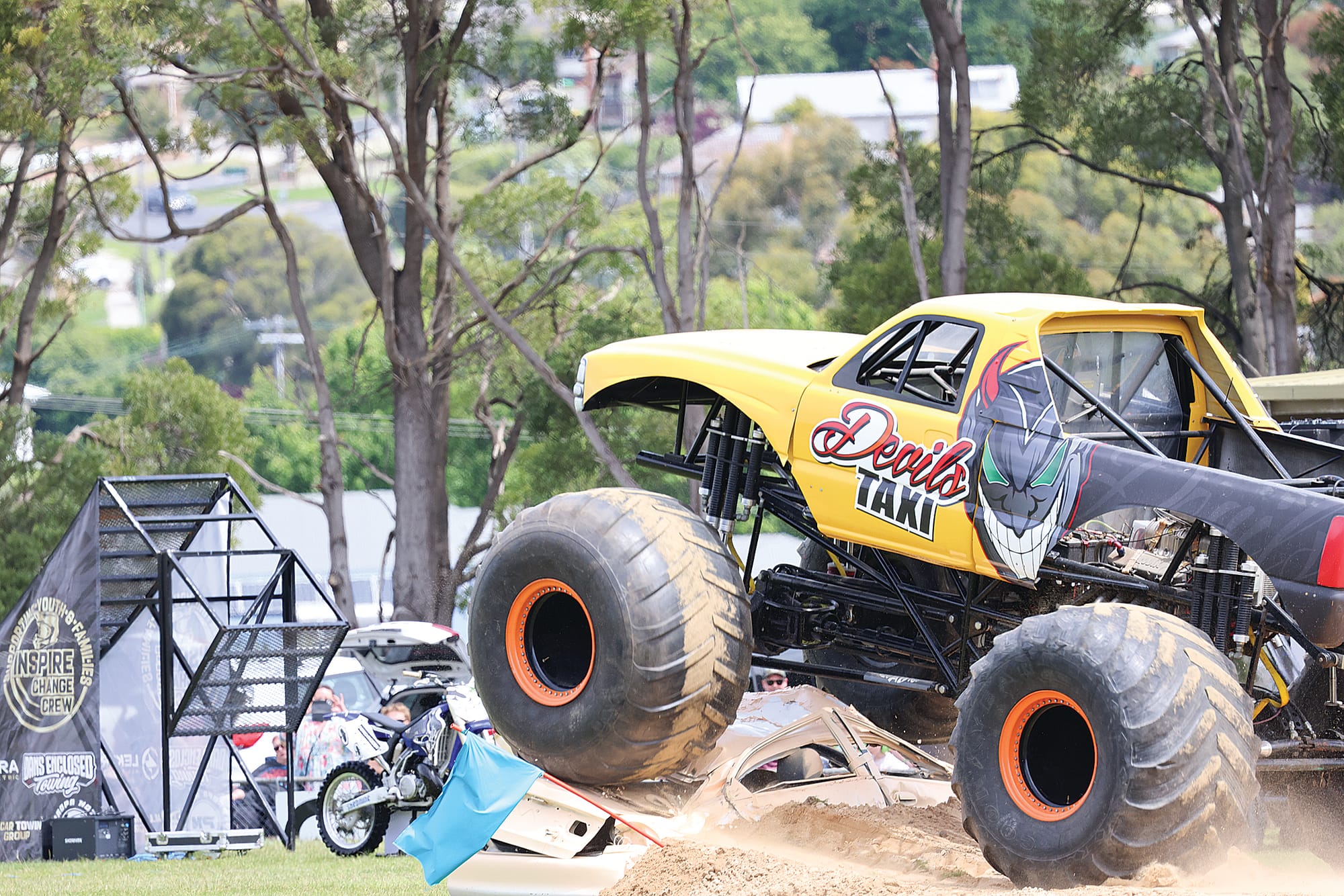 Devil’s Taxi took it to the max in a thrilling opening round of jumps and stunts for the 2025 Monster X Tour at the Korumburra Showgrounds. 