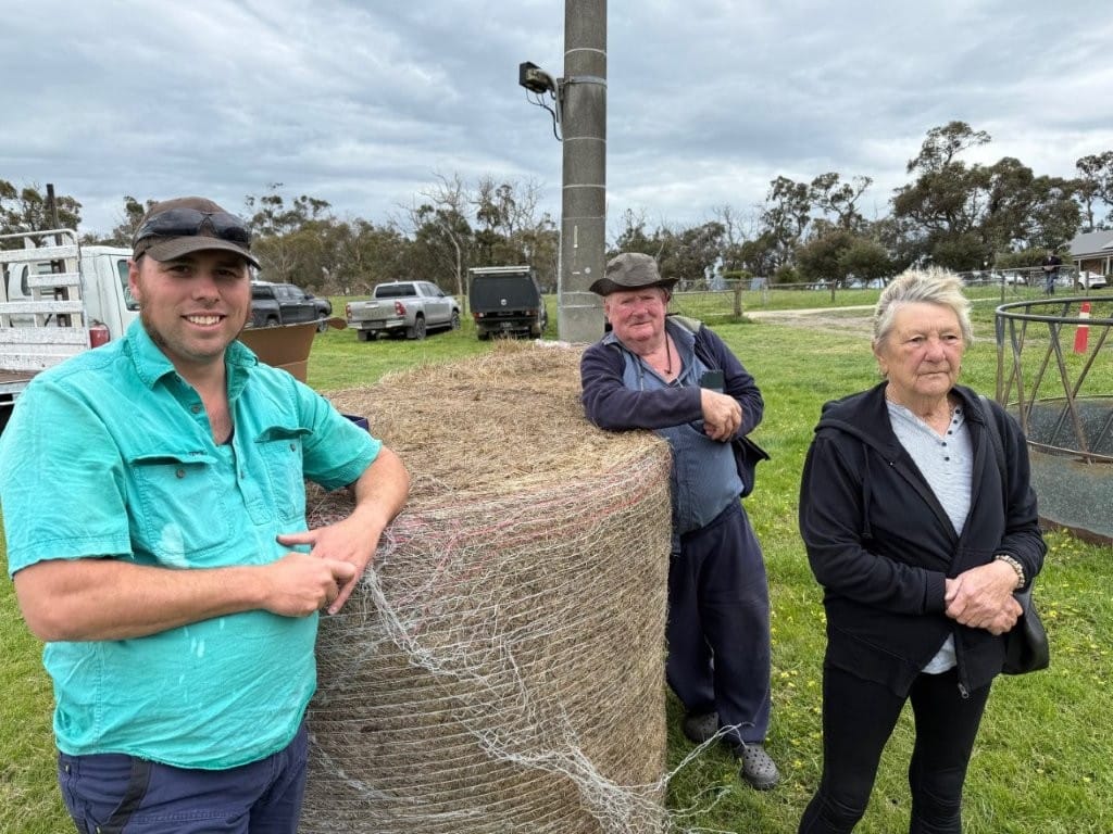 Taking an interest in some of the items up for sale at a clearing sale at Inverloch were Richard Heazlewood and Frank and Brenda Stahl.