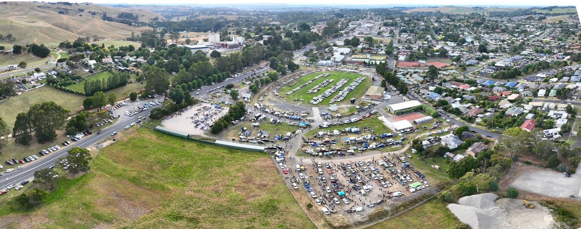 Swap Meet marks 41 years of bargains and burnished chrome