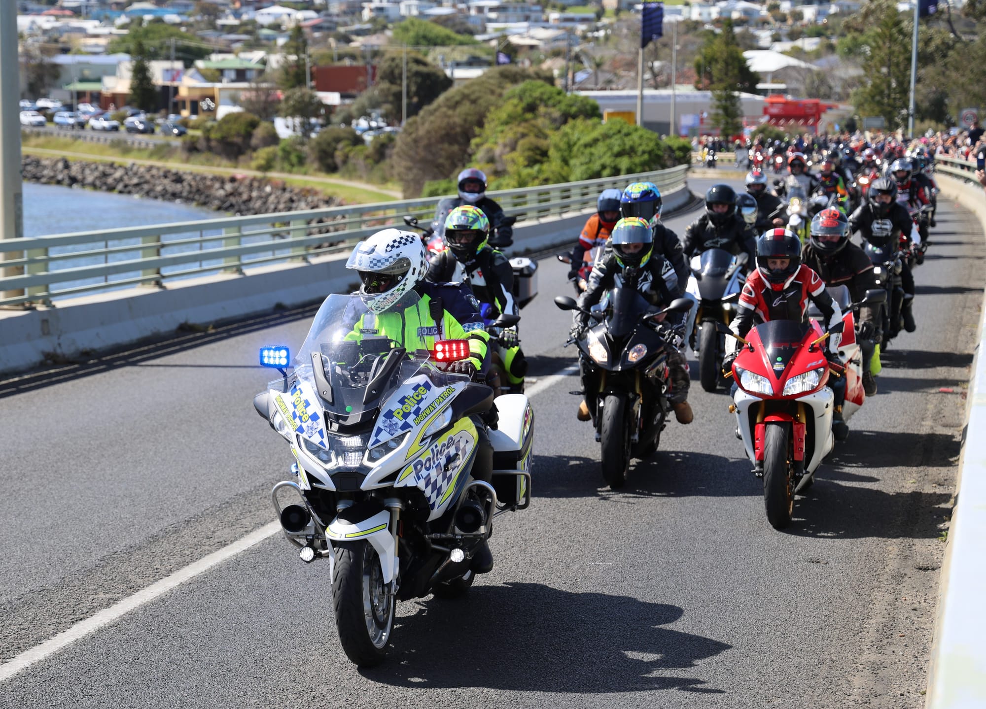 Events Minister all in but ‘not confident’ of keeping Phillip Island GP