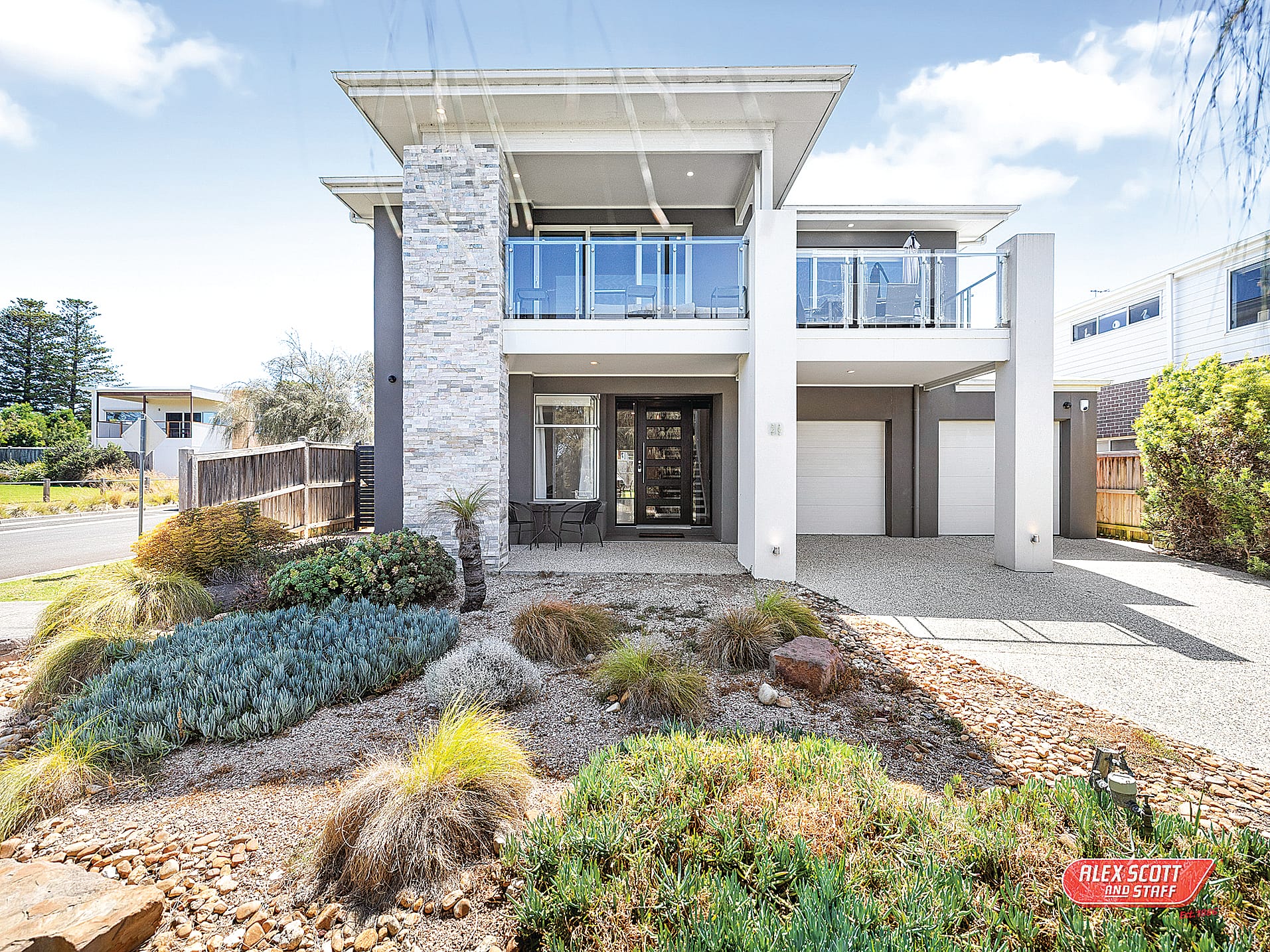 Coastal retreat captures Phillip Island’s finest views