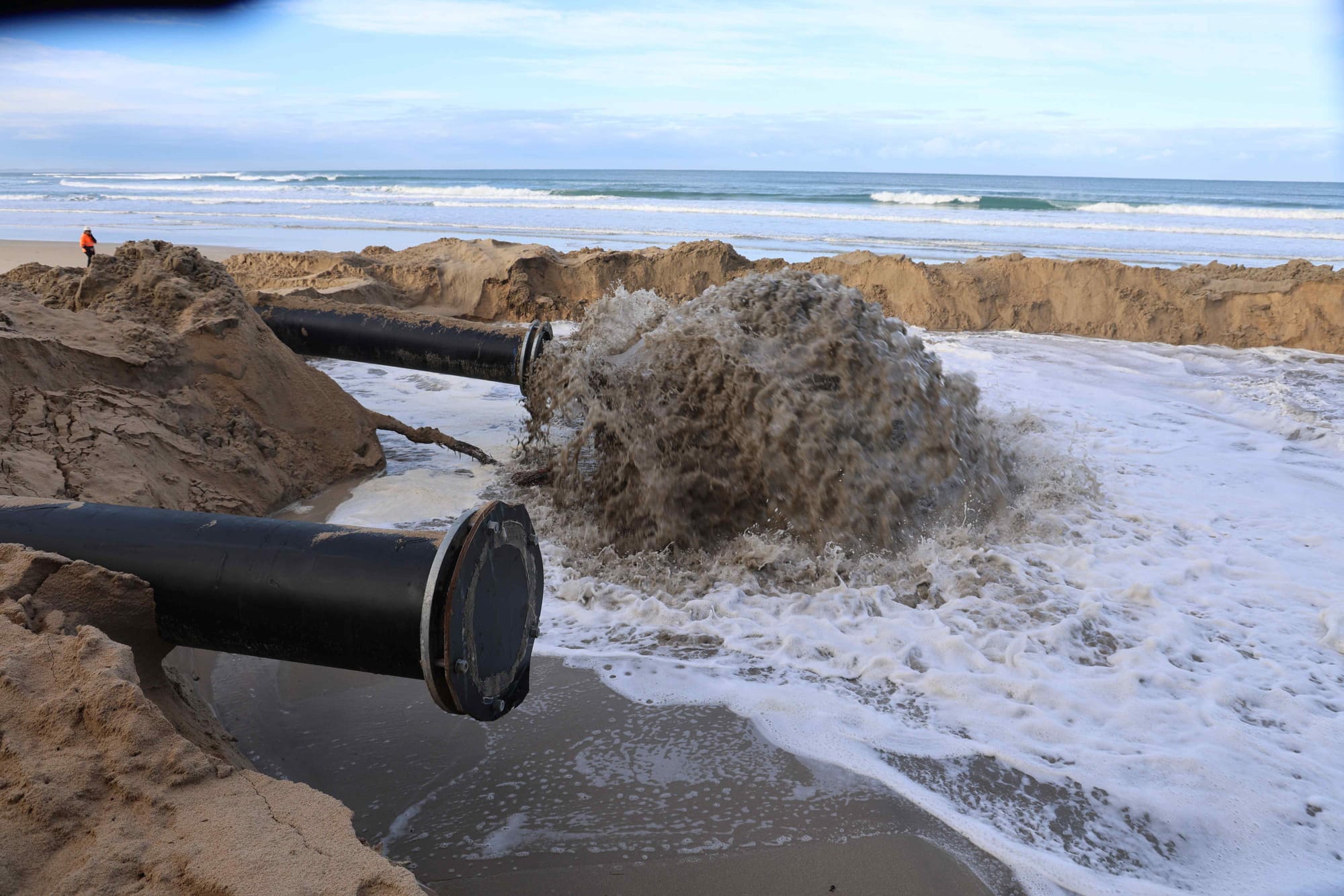 Sand dredging and pumping starts Inverloch beach recovery