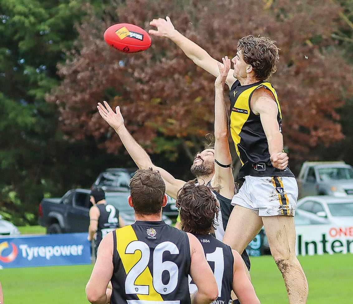 Eddy answers the call as Foster snatch thriller