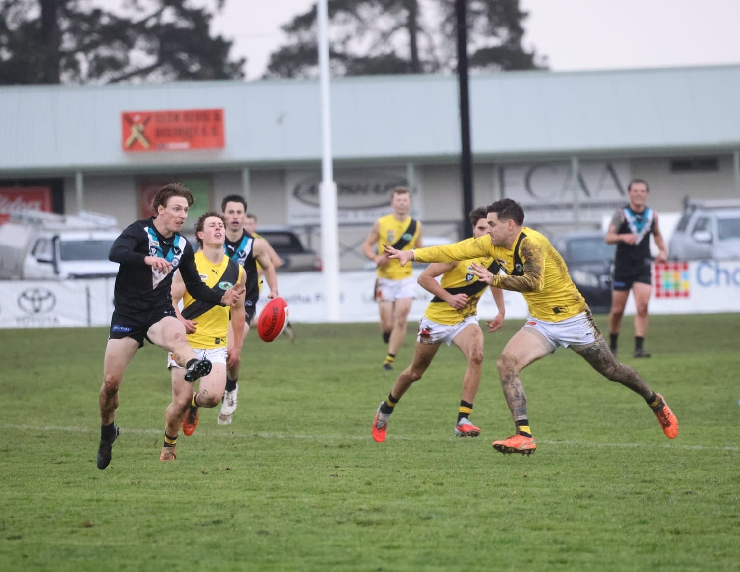 Power clamp Tigers to strengthen top three hold