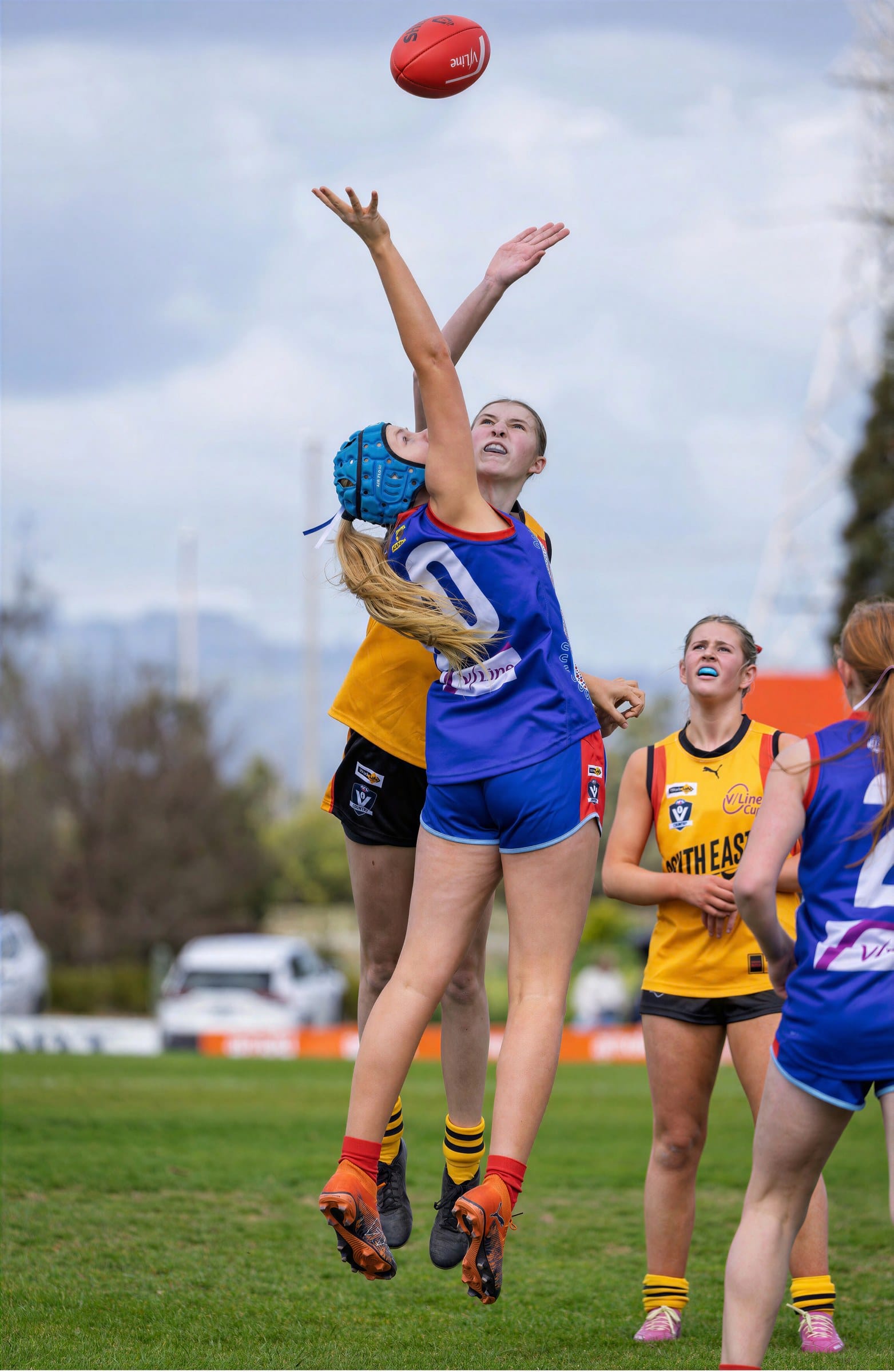 Harlow Reed contests the ruck against South East.