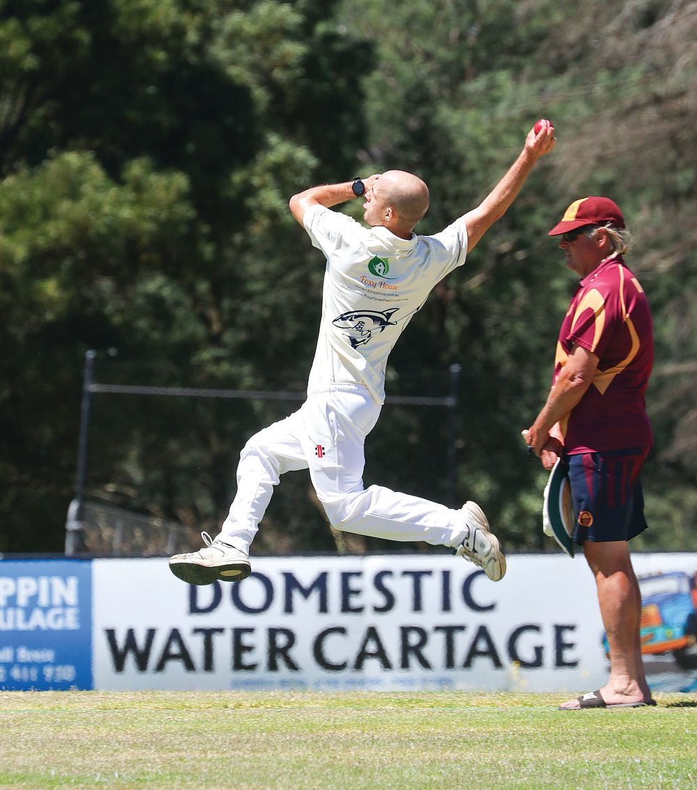 Ladder leaders battle it out post image