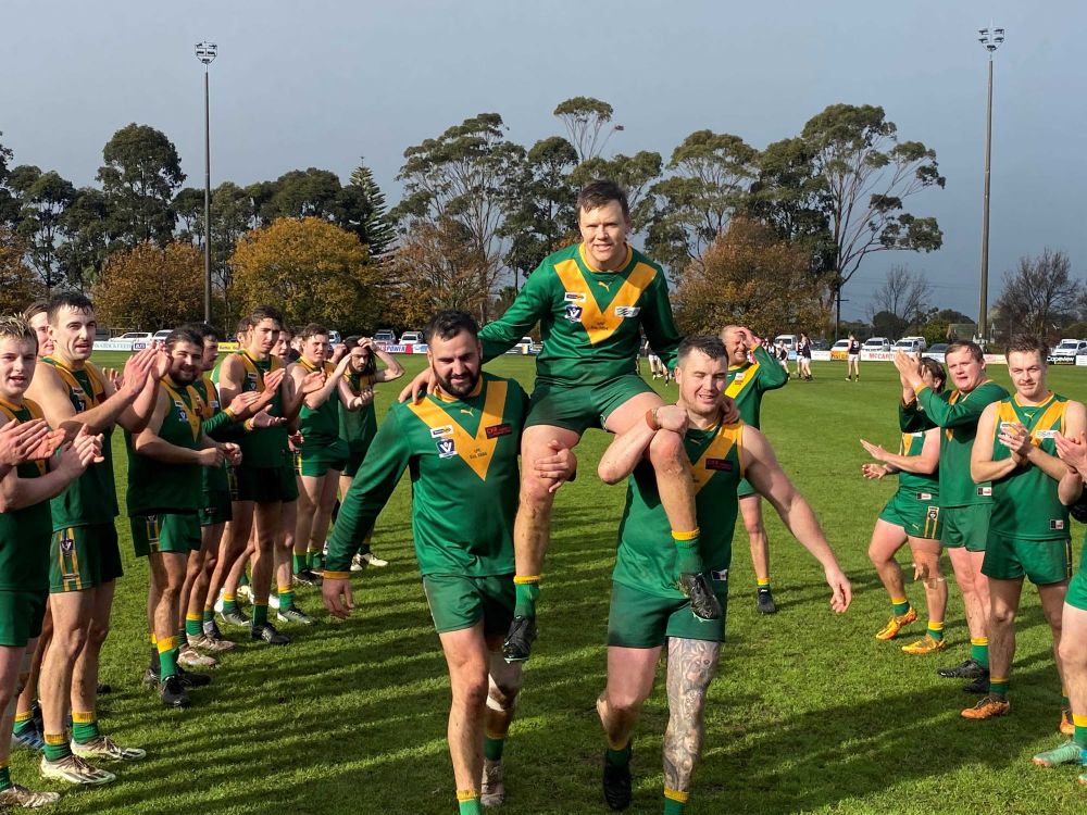 Parrots lead the way in defensive contest against Wonthaggi Power post image