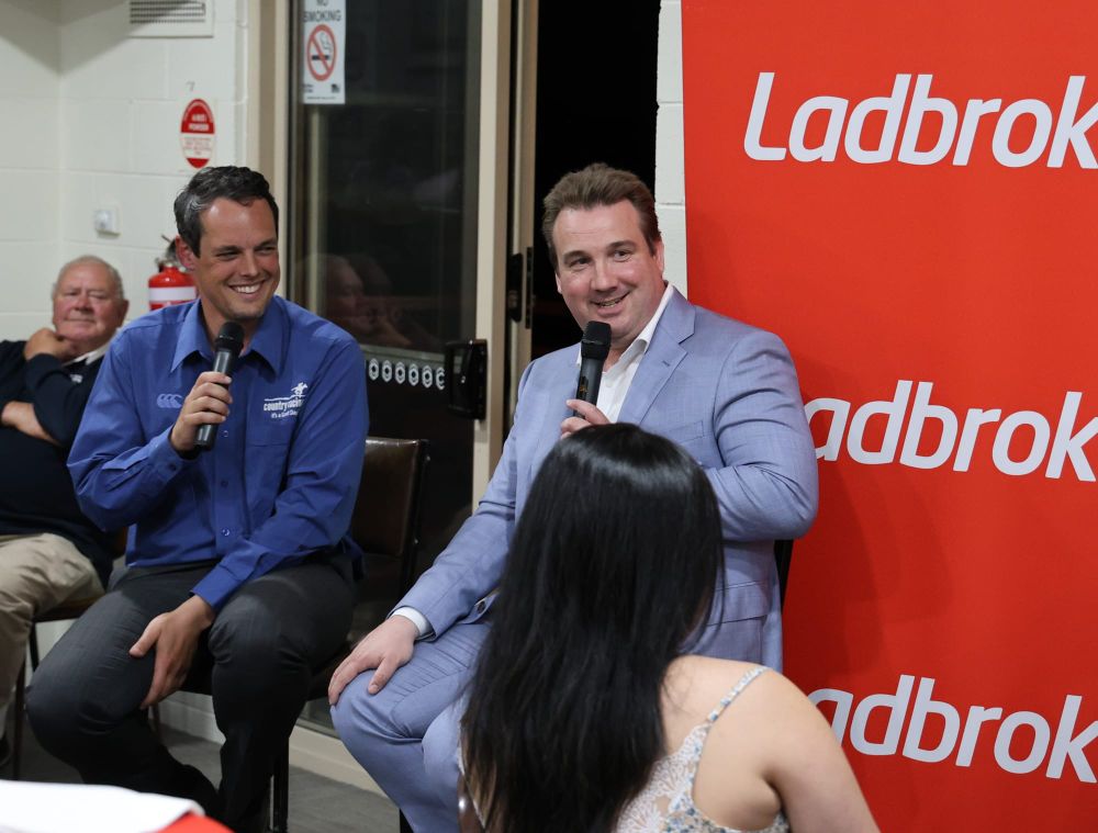 Matt Hill calls it like he sees it, at Stony Creek post image