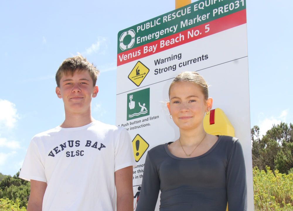 Teenage lifesaver rescues two girls at Venus Bay post image